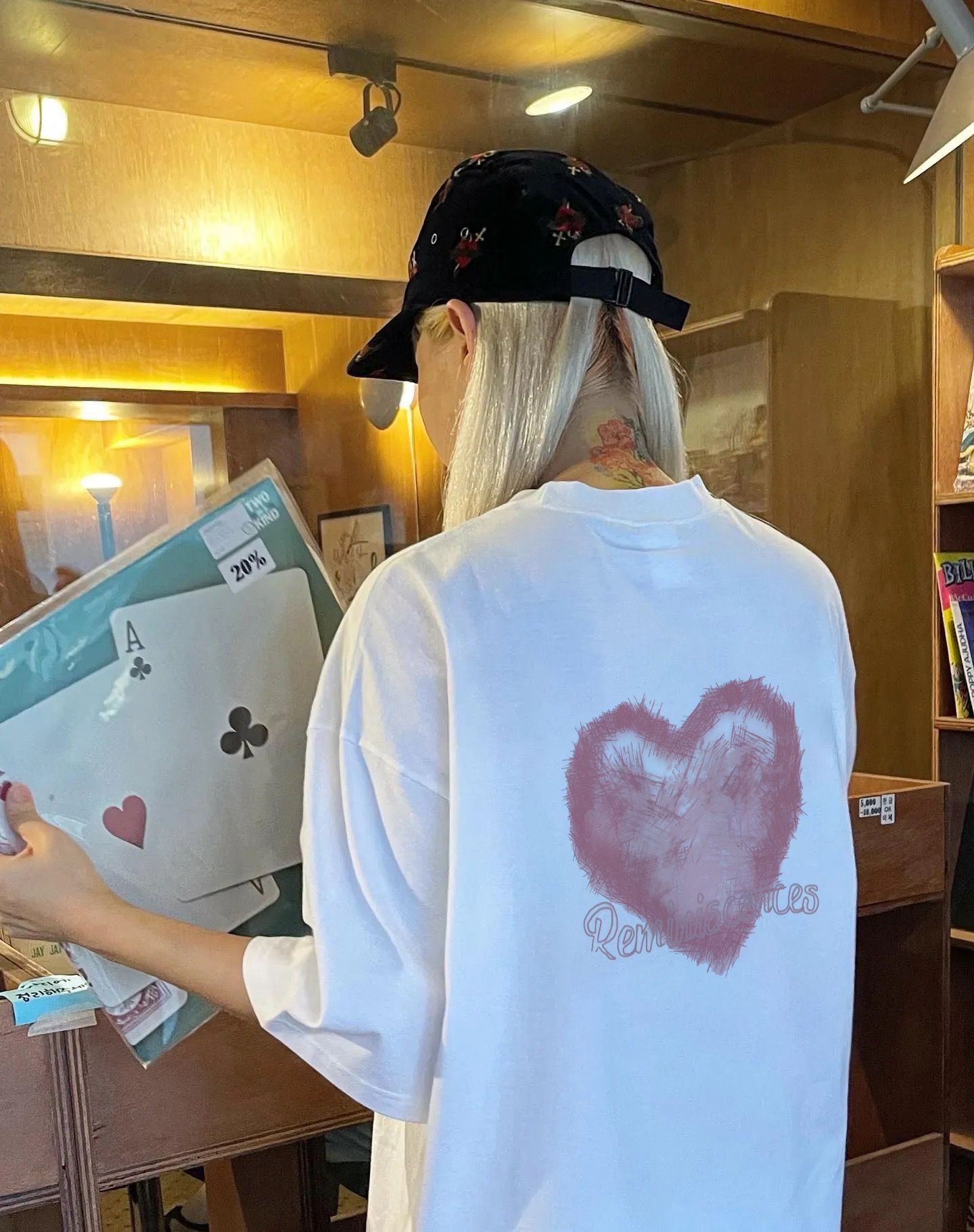 $220件。MLB NY洋基隊韓國限定款愛心情侶短袖T恤