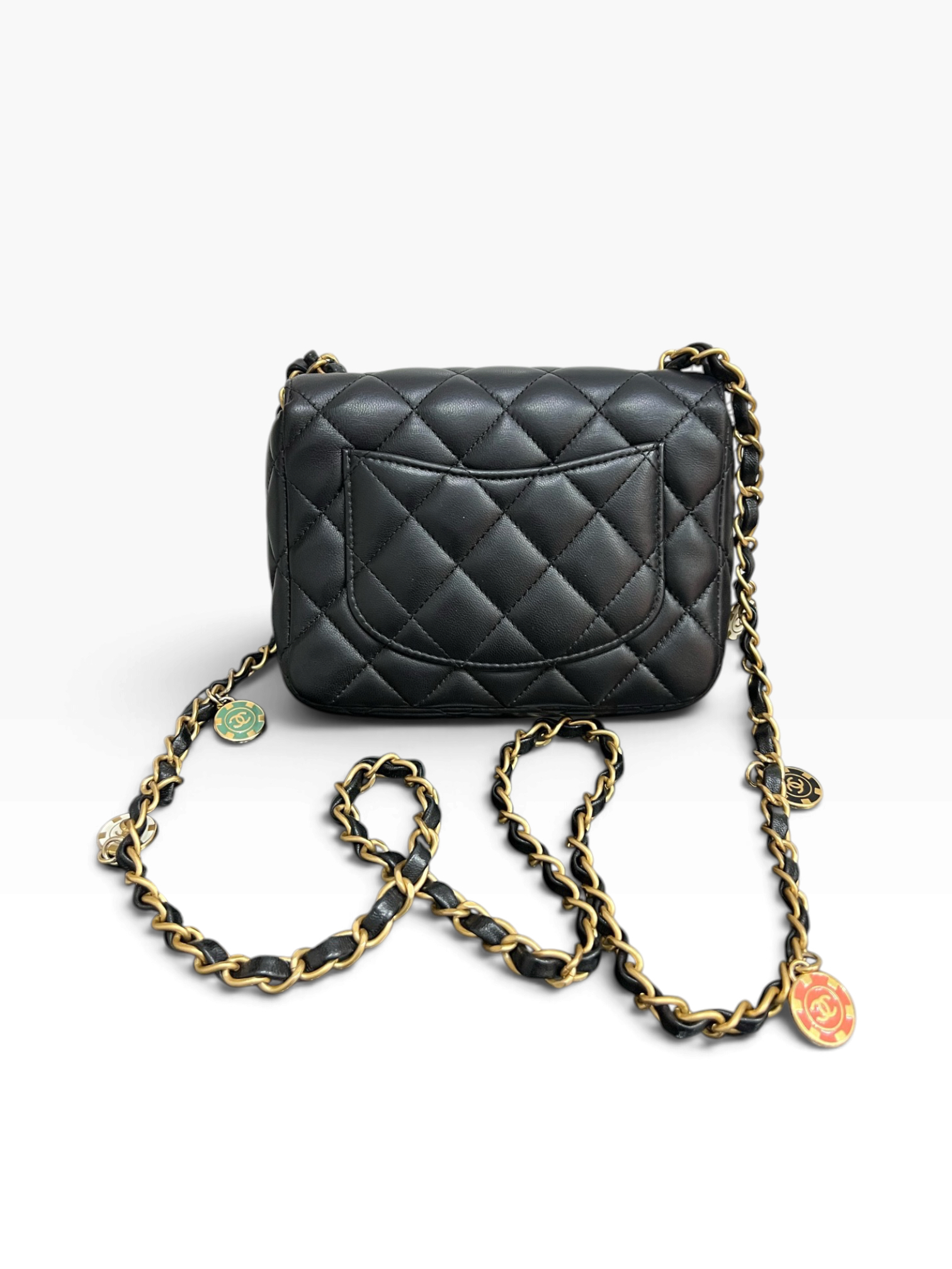 Pre owned chanel 23c W9151