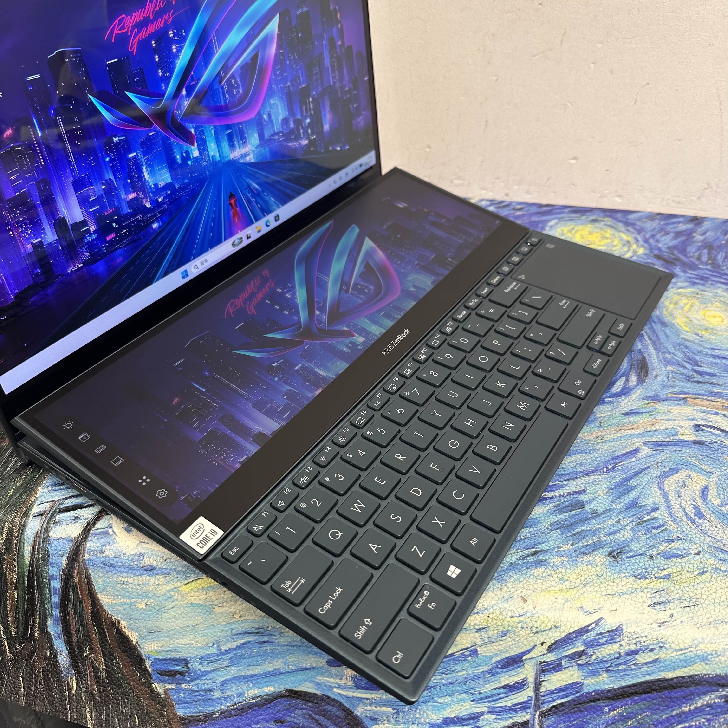 #5944 ASUS Zenbook/i9-10980HK/32GB Ram/1TB SSD/雙屏幕，touch mon/RTX3070 獨立顯示卡⚡️/Tablet / Movie / YouTube / NETFLIX/ Office / Work / PC