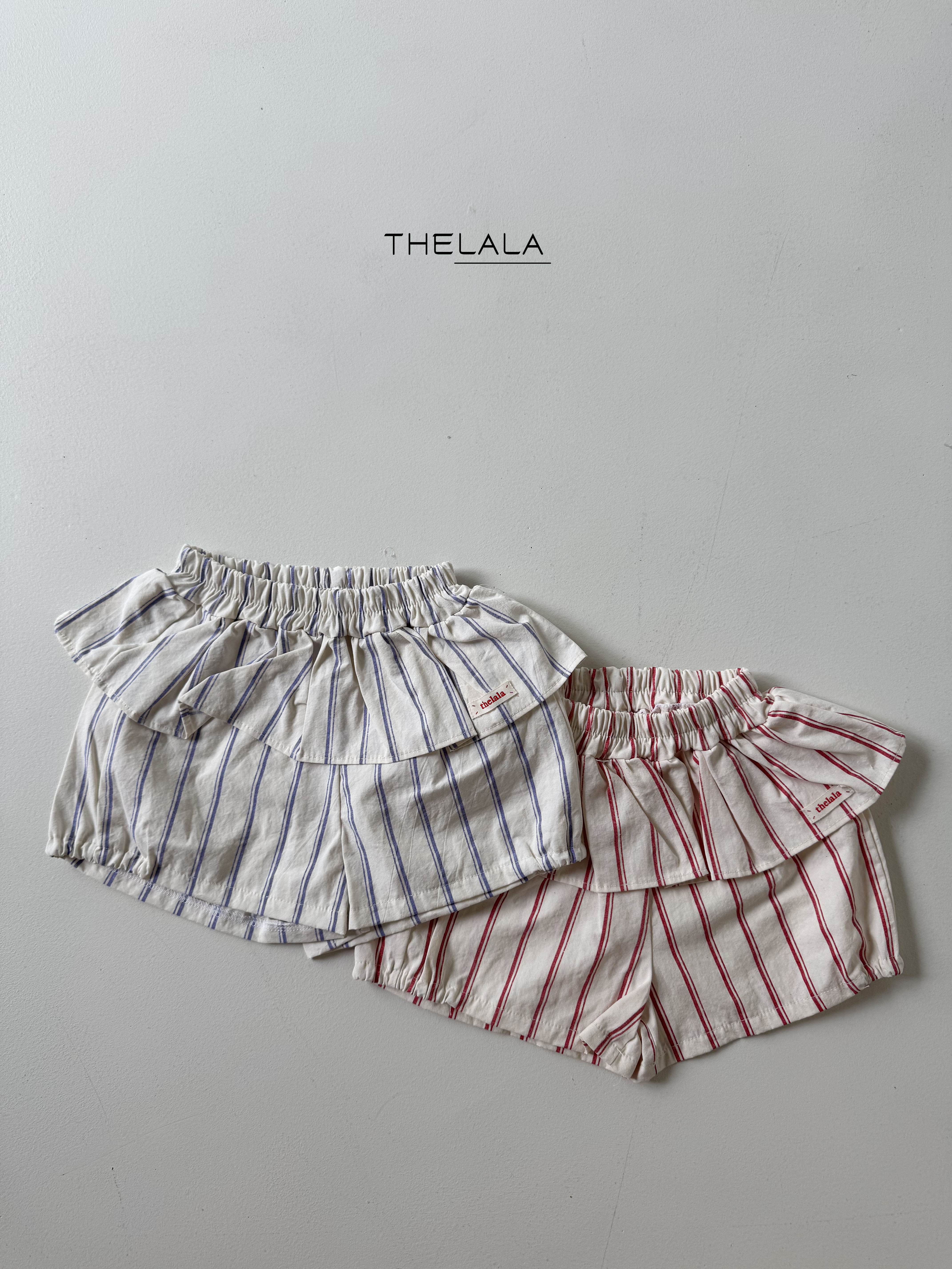 Thelala | Stripe frill shorts (Blue XL105-115)