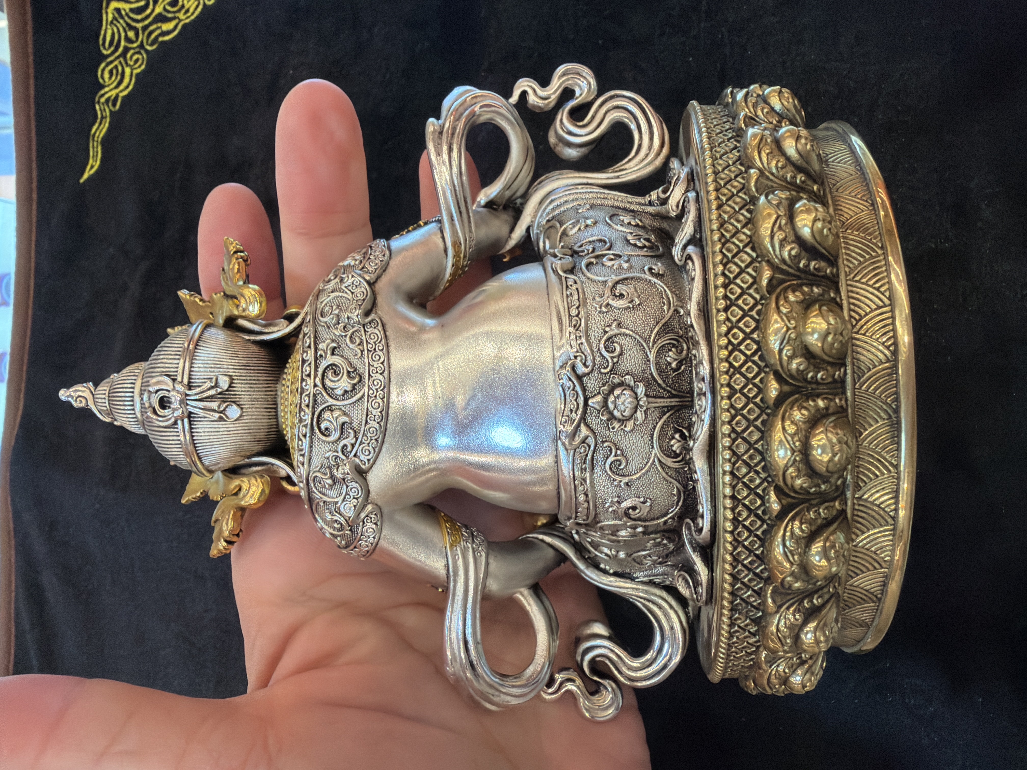 農曆年前巨獻-#138黃財神（金銀）15cm 高，安排入藏