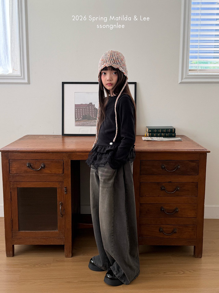 🇰🇷Matilda&Lee tee