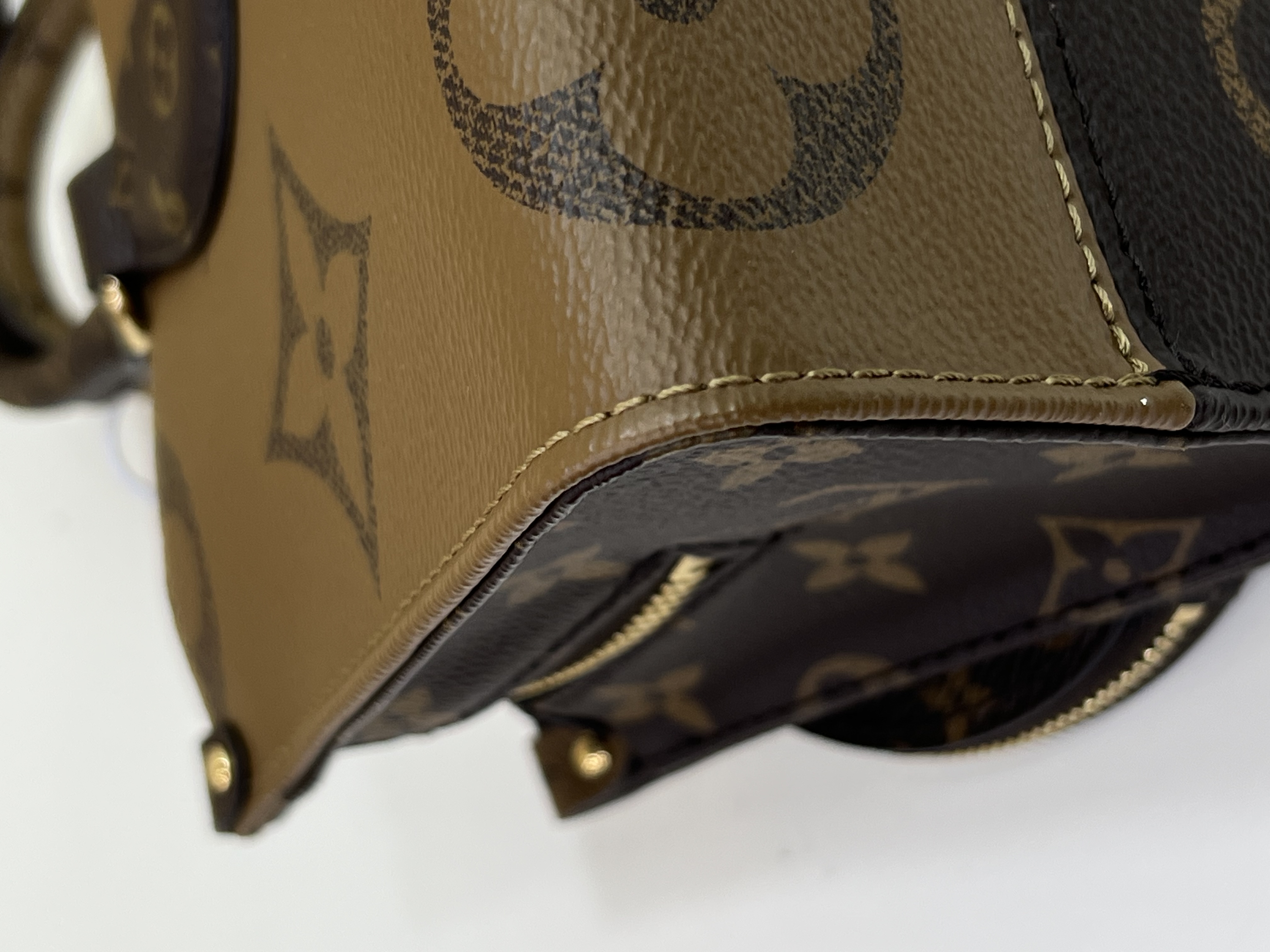 直播貨品 |  [1個-$100 2個-$300］GG52