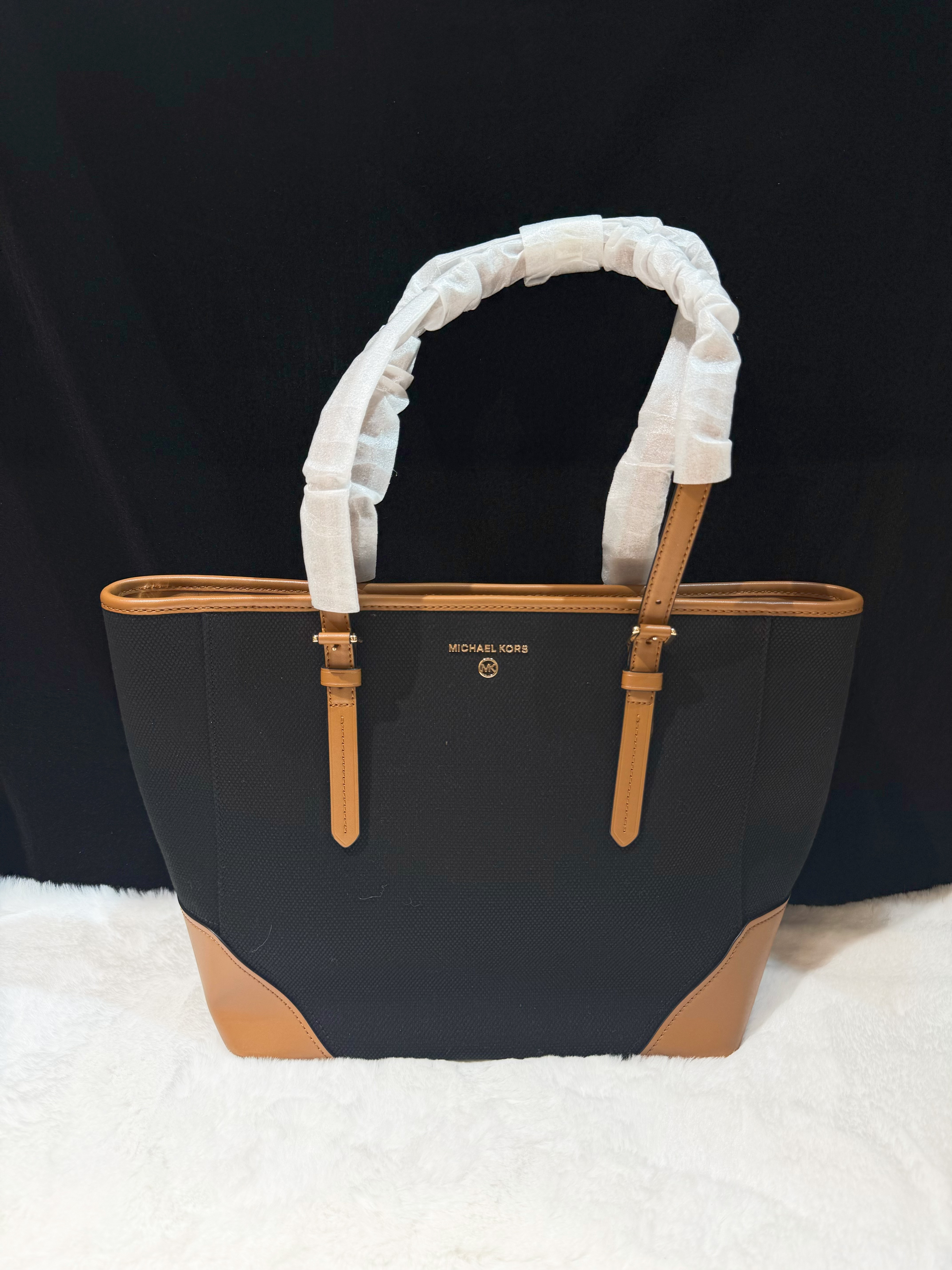 Michael kors Aria zip tote blk