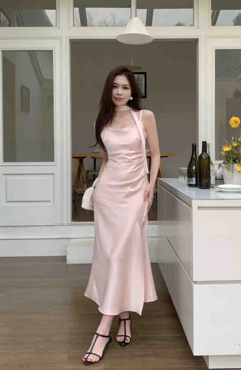 DR386气质缎面连衣裙