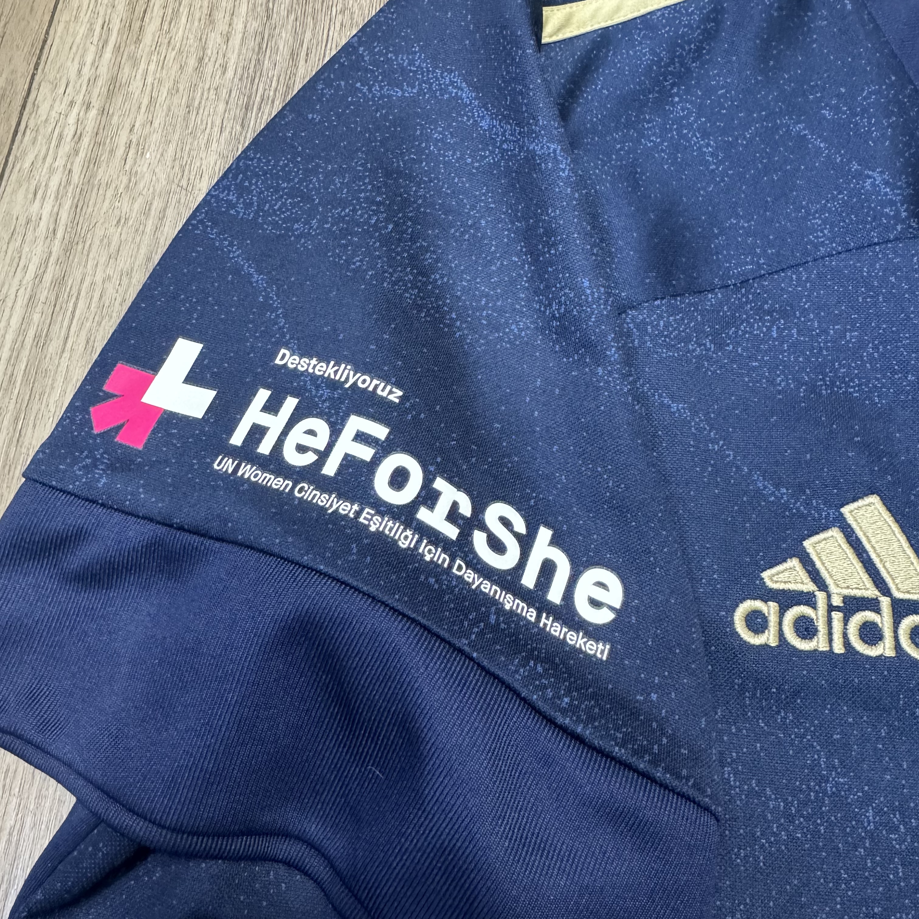 Fenerbahce 20/21 away shirt #67 Ozil