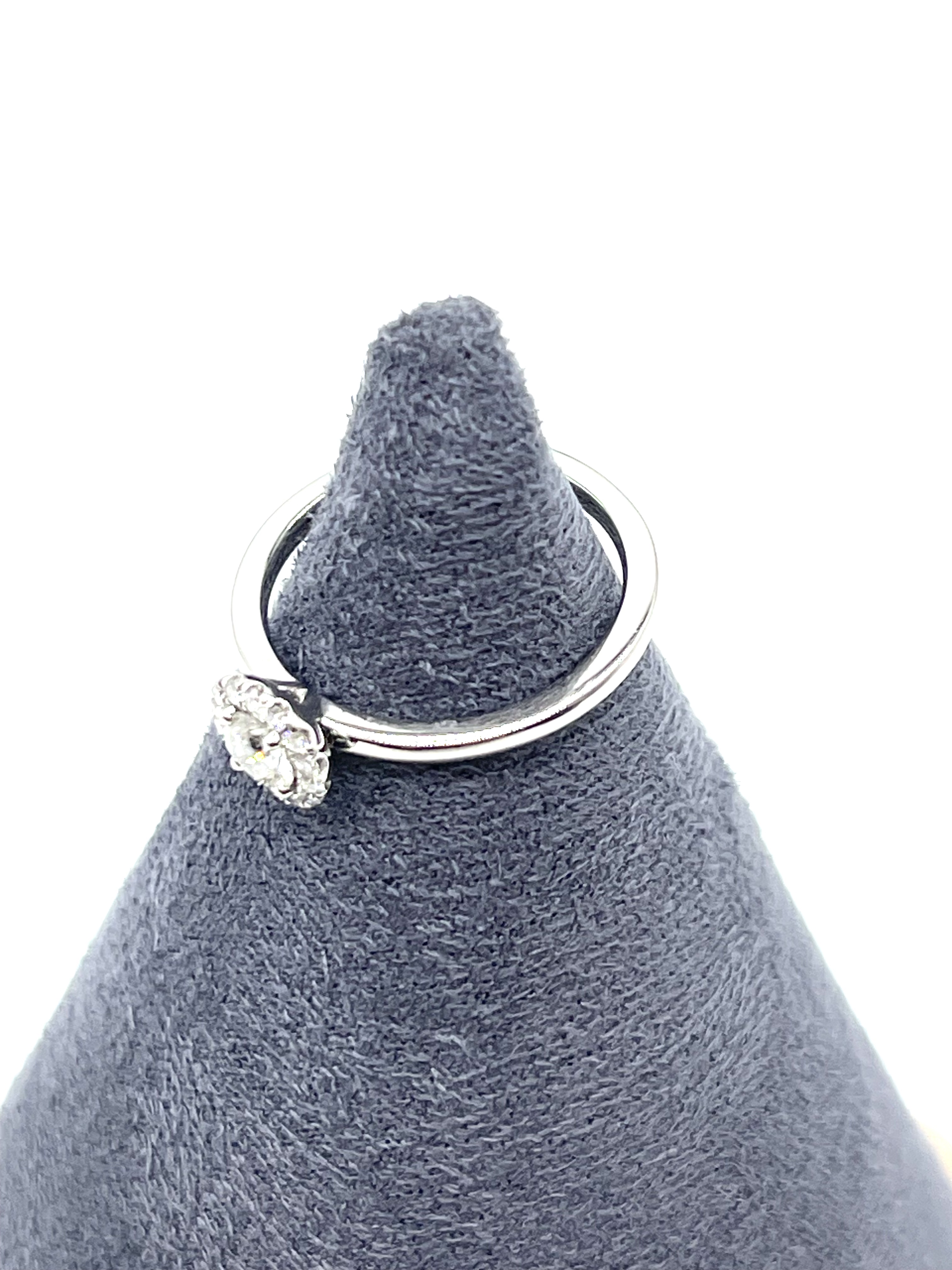 Pre-owned De Beers Diamond 0.20ct / Product Code: 26041212