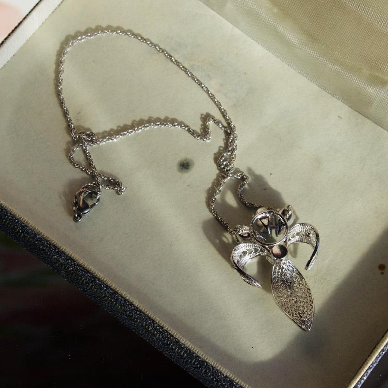 C.a. 1950s Handmade Filigree Rhodium Plated Aqua Rhinestone Jewelry Set in Original Box - Cocktail necklace and Earrings (MT1435)