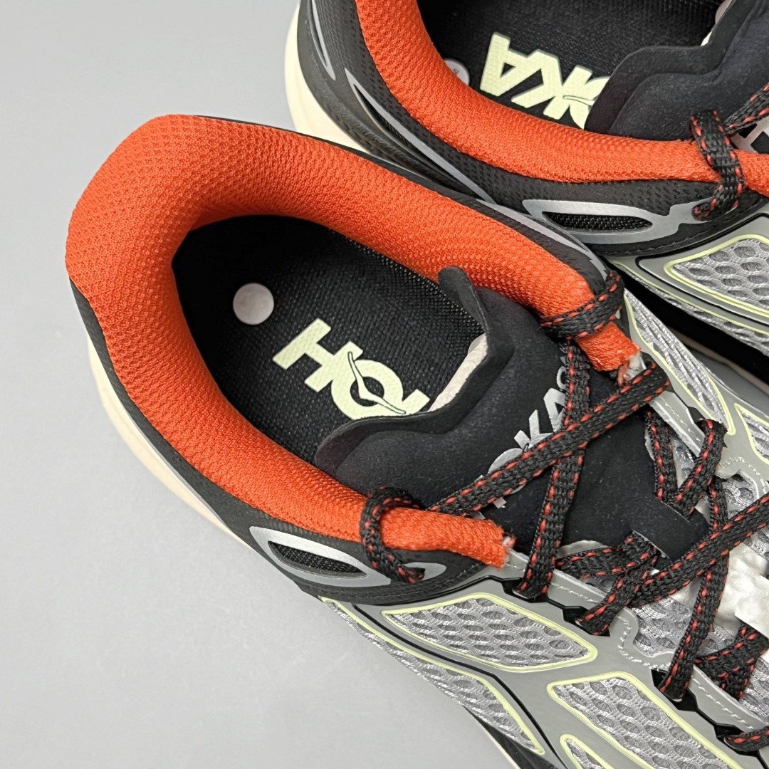 HOKA ONE ONE Clifton One9