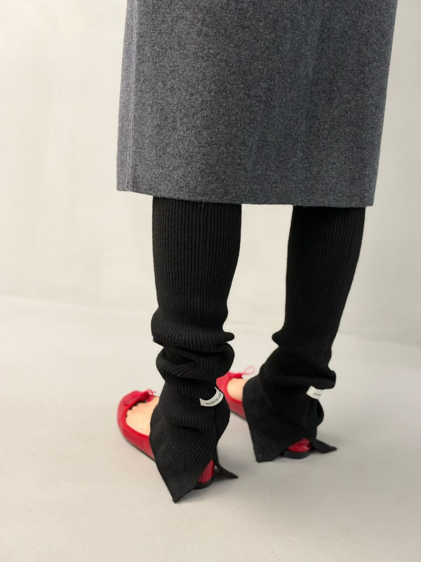 (2026FW) MAISOSNTAFF - LEG WARMERS