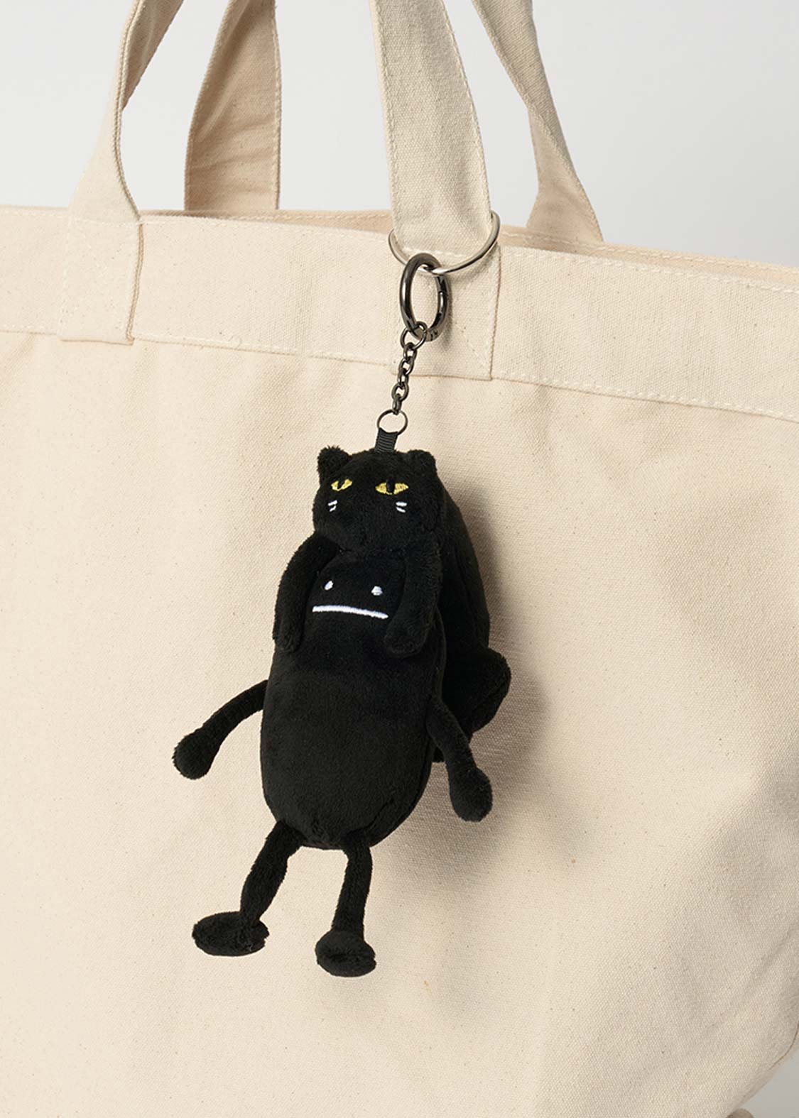 日本預訂📍日本貓貓抱黑豆人/動物得意公仔吊飾