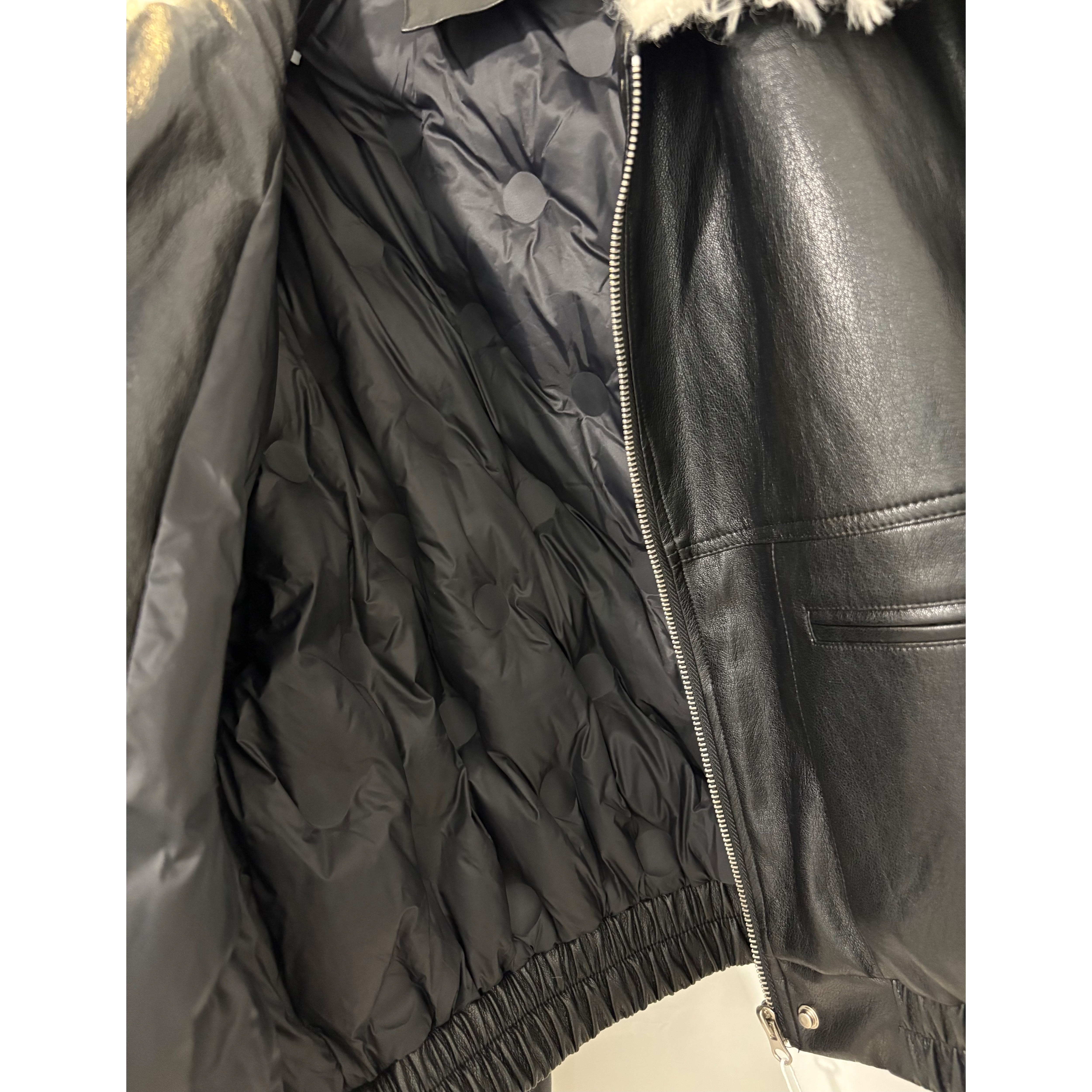 新品價及新年前收貨2月3號8PM截單💛《90%鴨絨毛領皮褸》 2602I