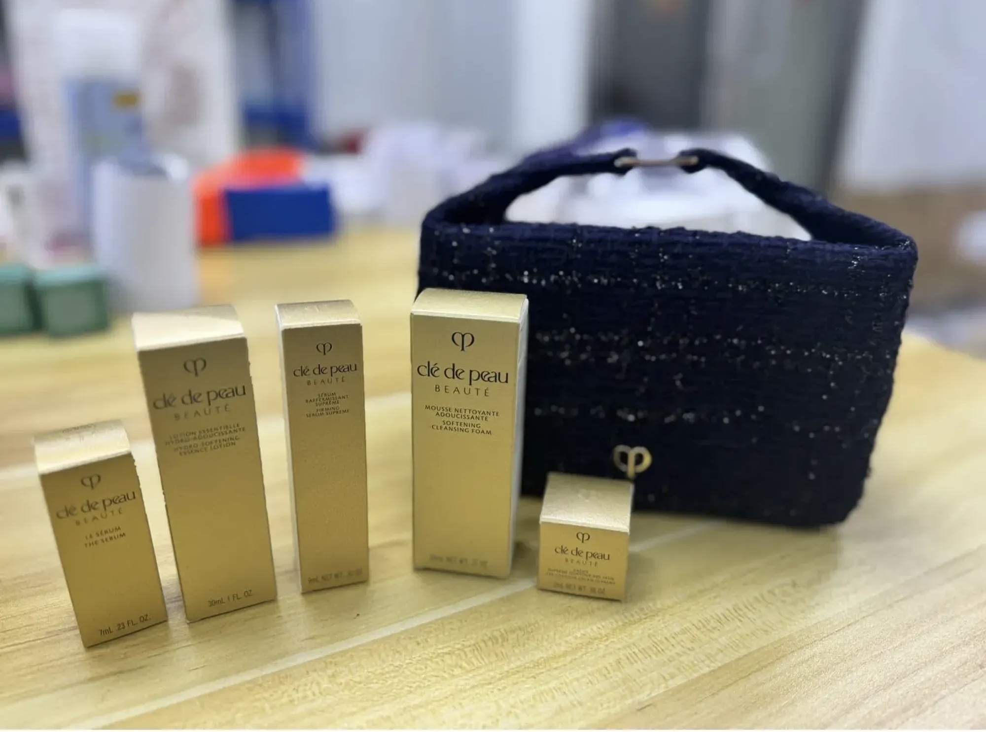 *Cle de Peau超靚6件套裝*