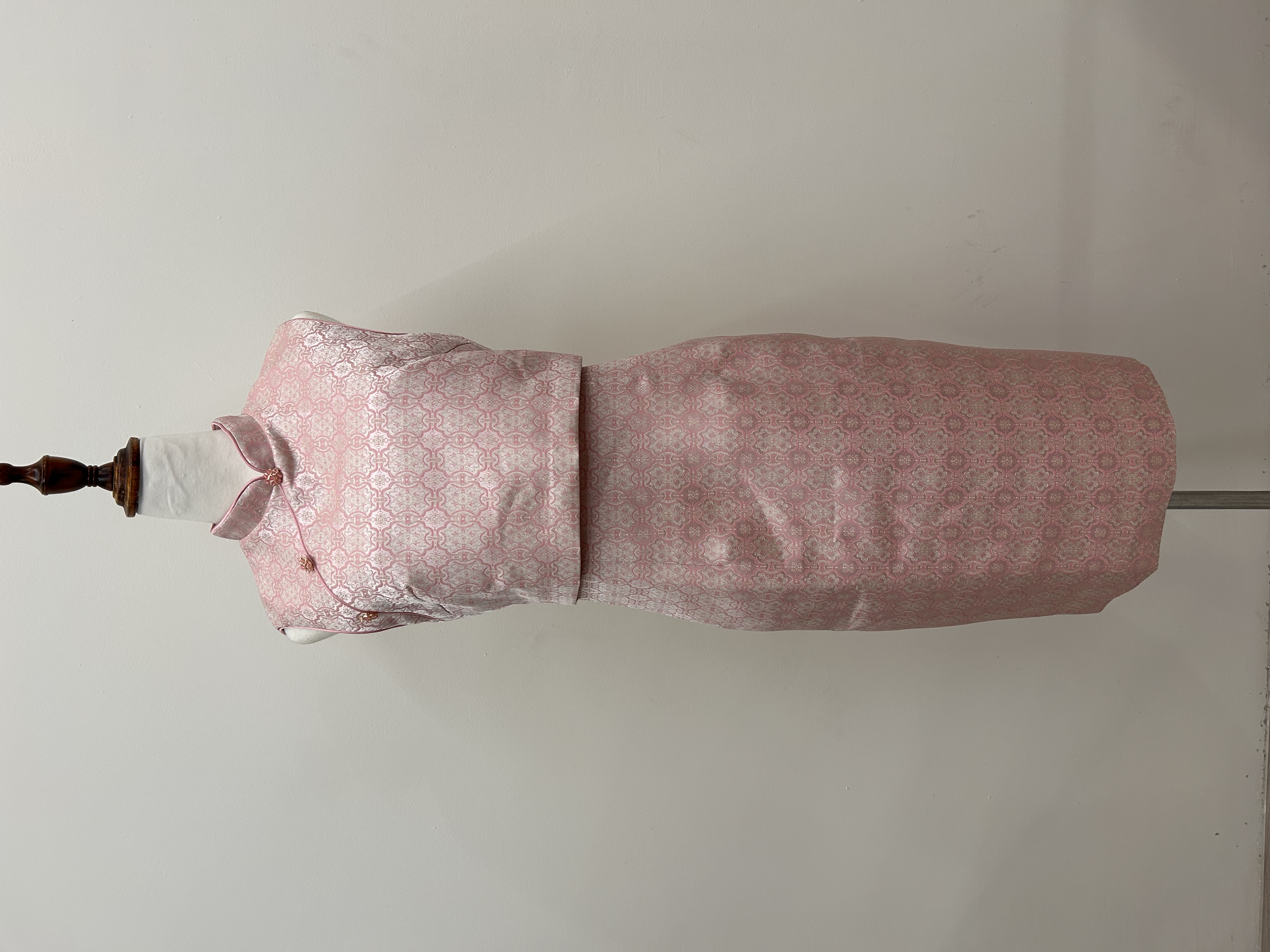 570.WB Retro Floral Sleeveless Qipao- Pink