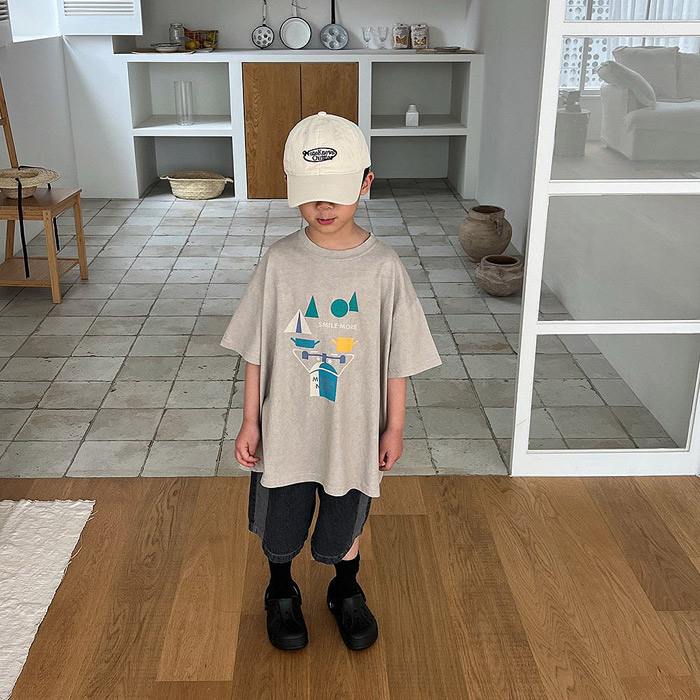 🇰🇷middle name tee