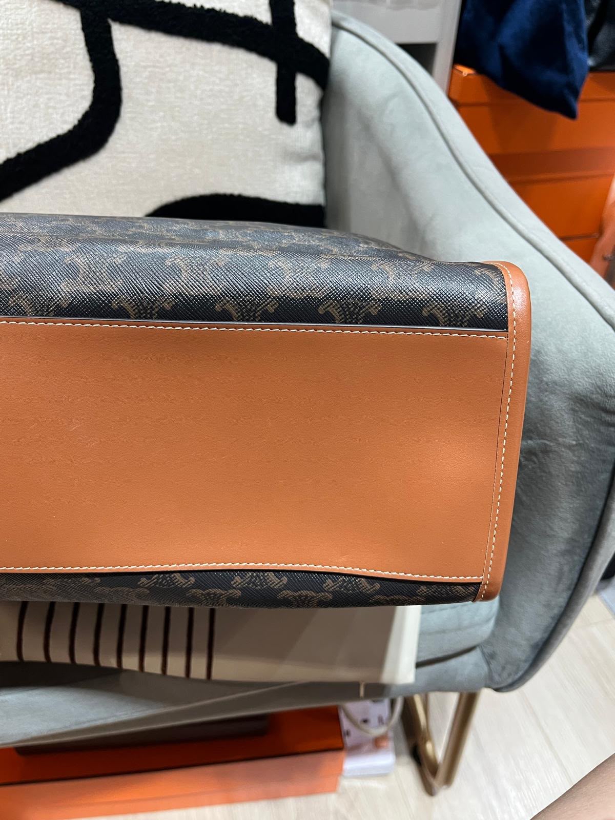Celine Horizontal Cabas Tan tote bag 100%Authentic, 95%New ✅Dust bag