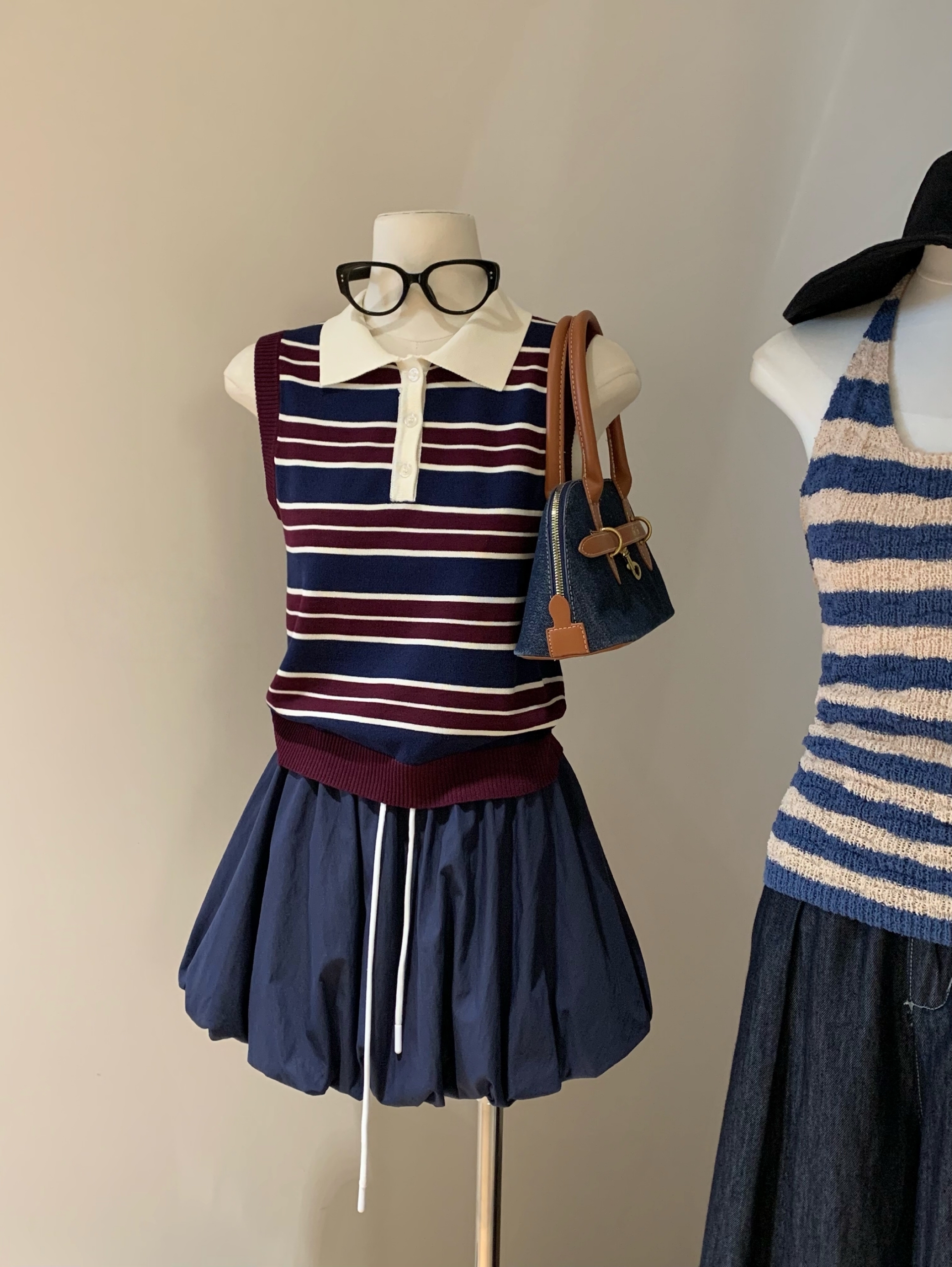 韩系小清新学院风Polo领条纹针织上衣+抽绳短裙 ( 1 colours)