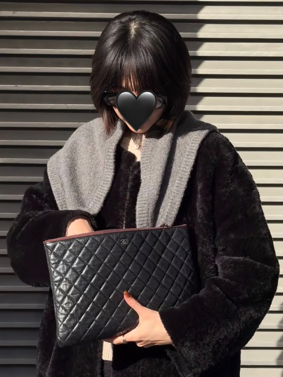 Chanel👜 PRE OWNED 🛍️黑金荔枝紋皮手拿包 🖤 