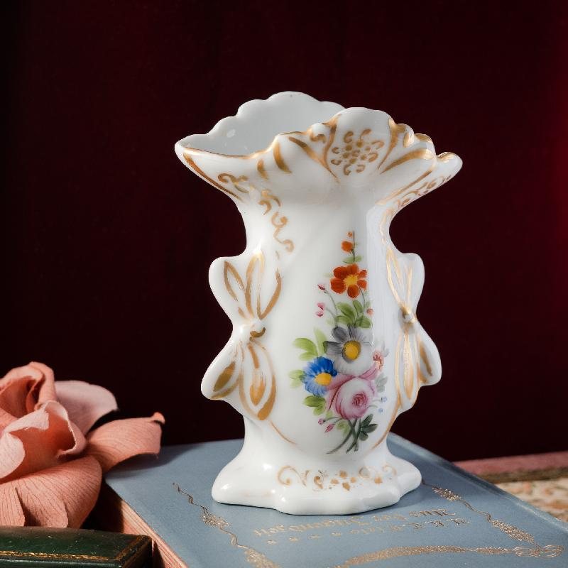 Antique Victorian c.a. 1860s Handpainted Floral Ribbon Shaped Spill Vase (MT1546-2)
