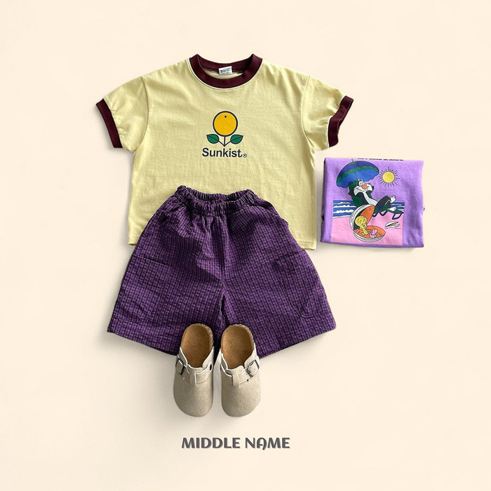 🇰🇷middle name tee