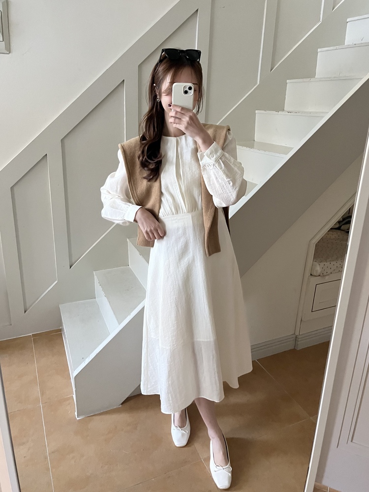 Pleated Yoke Detail Dress (Ivory)