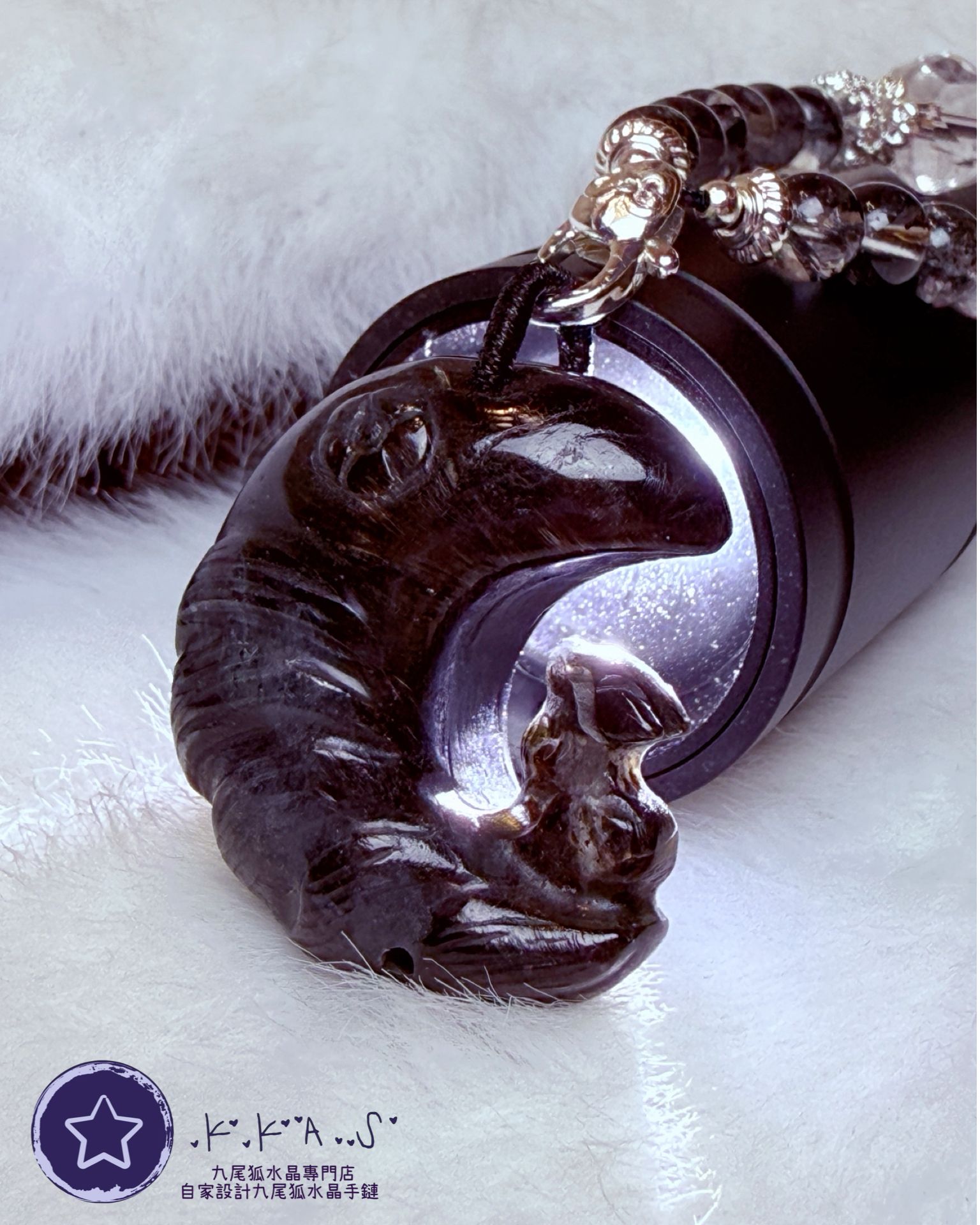K00108 煙花石榴石 月亮狐 - 吊墜頸鏈/套鏈
