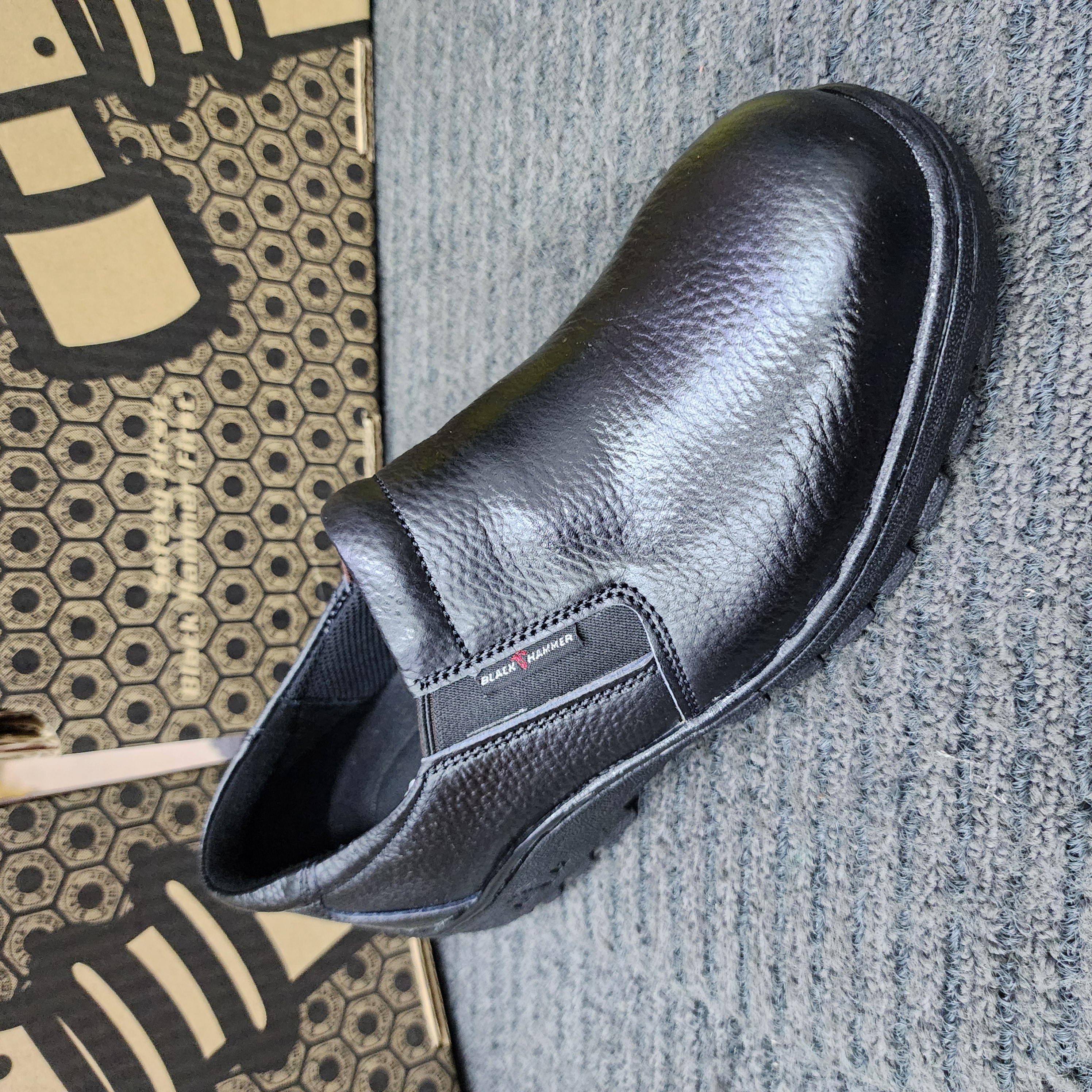 Black Hammer 2000 Series Low cut Slip on Safety Shoes BH 2335 Kasut Keselamatan