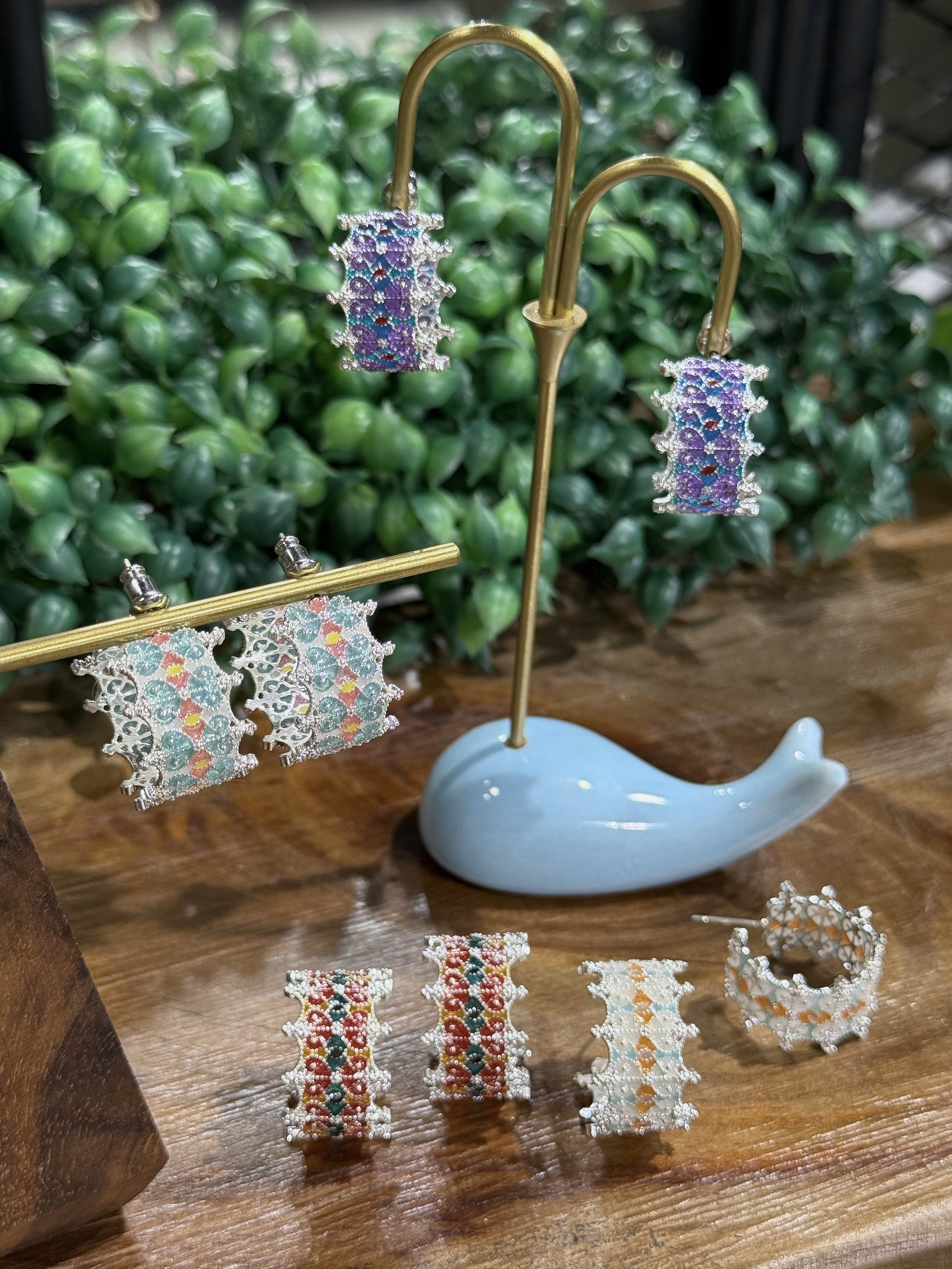 花磚織語 Floral Tile Half Hoop Earrings | 半圈款耳環