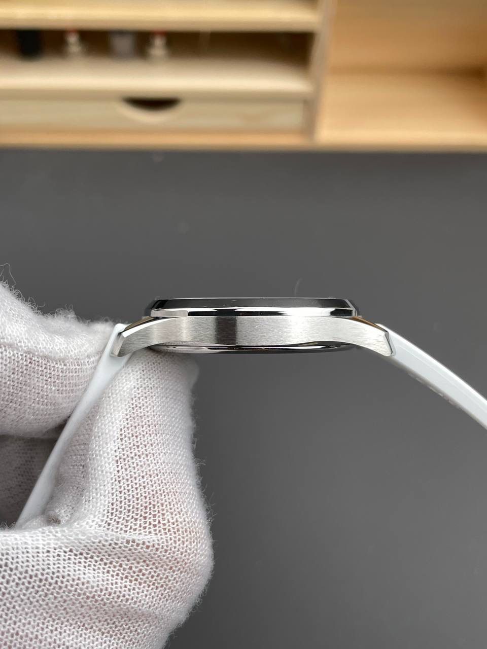 🌐百达翡丽 女手雷5067 白盘钻圈/35.6mm/石英款🌐