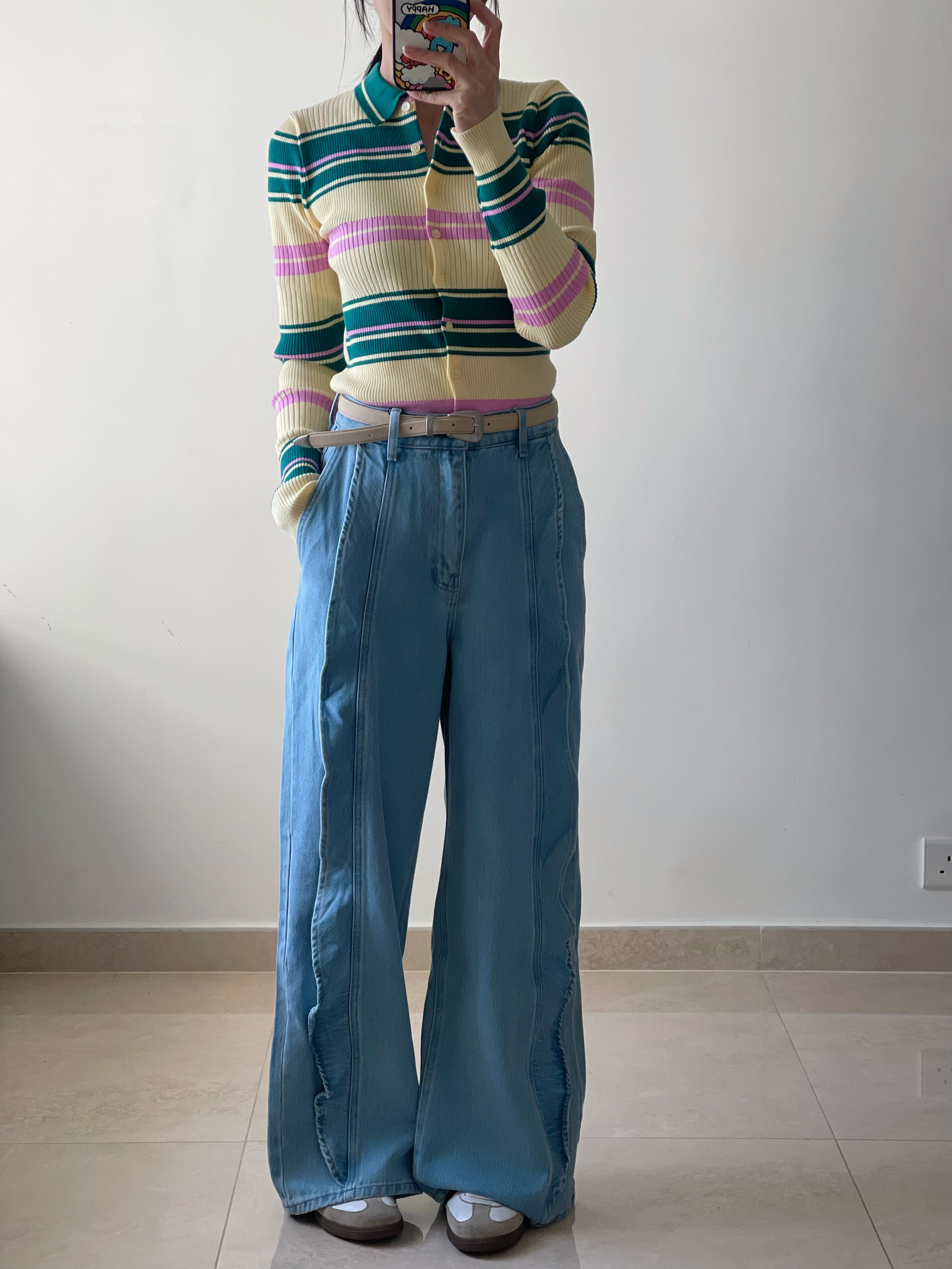 Stylish ruffle wide jeans 