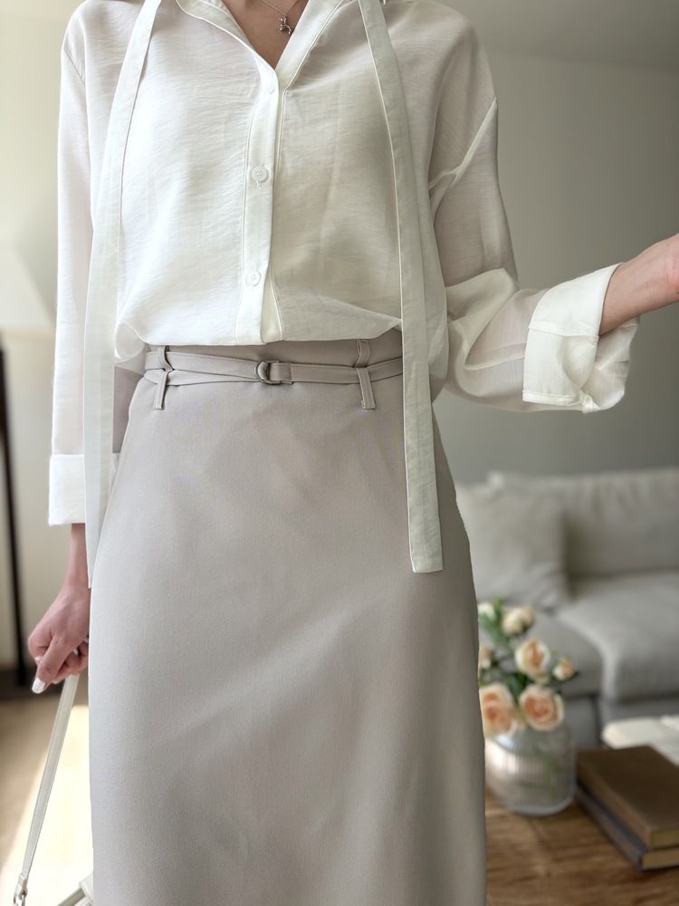 Tie Detail Sheer Blouse (Ivory)