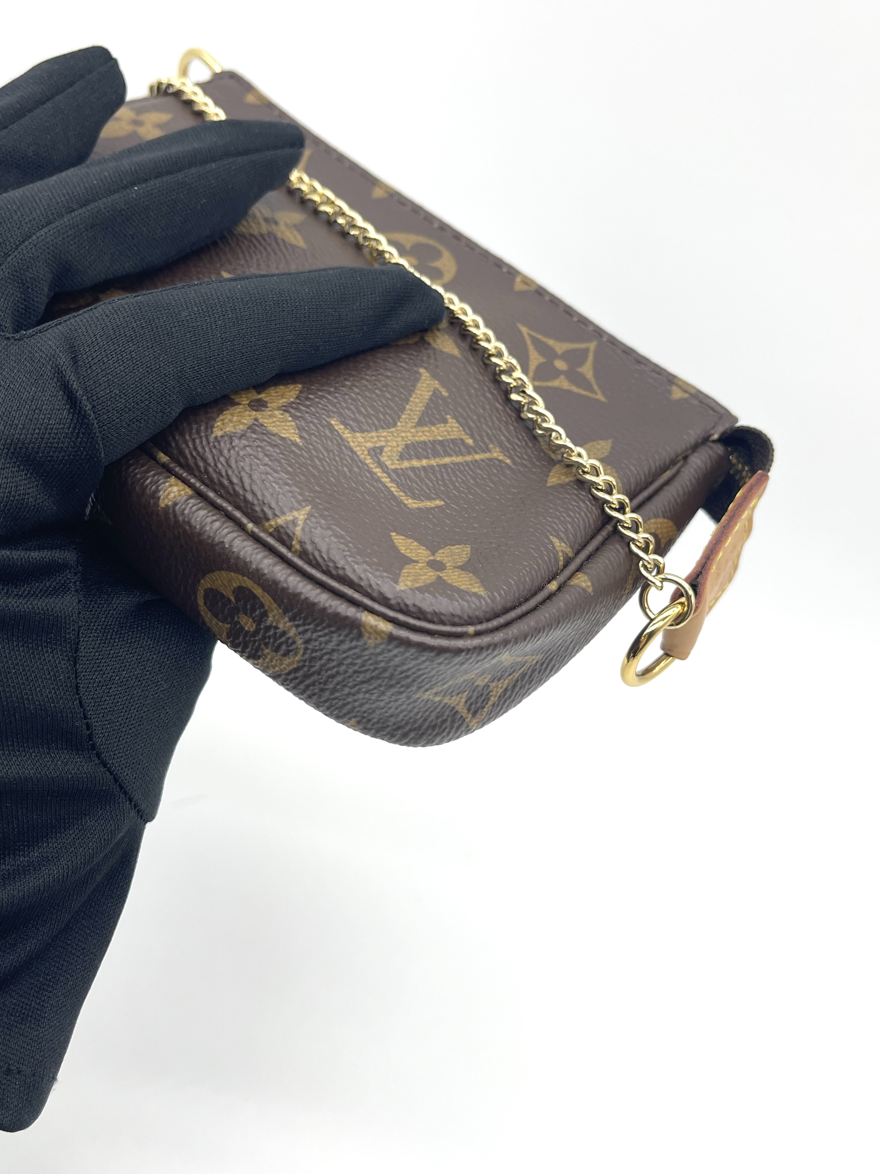Pre-owned Louis Vuitton Monogram Pochette / Product Code: 26031661