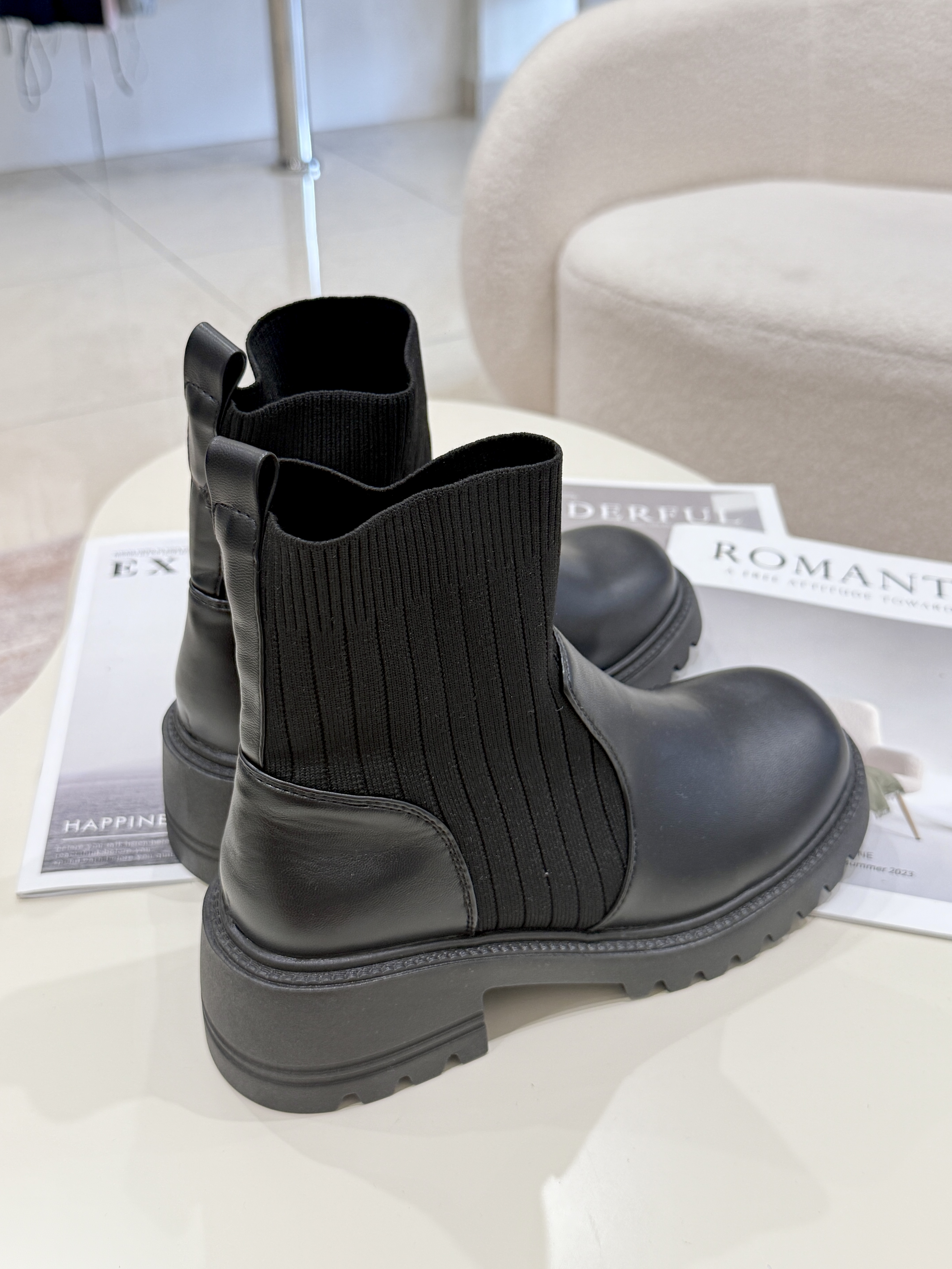 TA19 厚底增高马丁靴