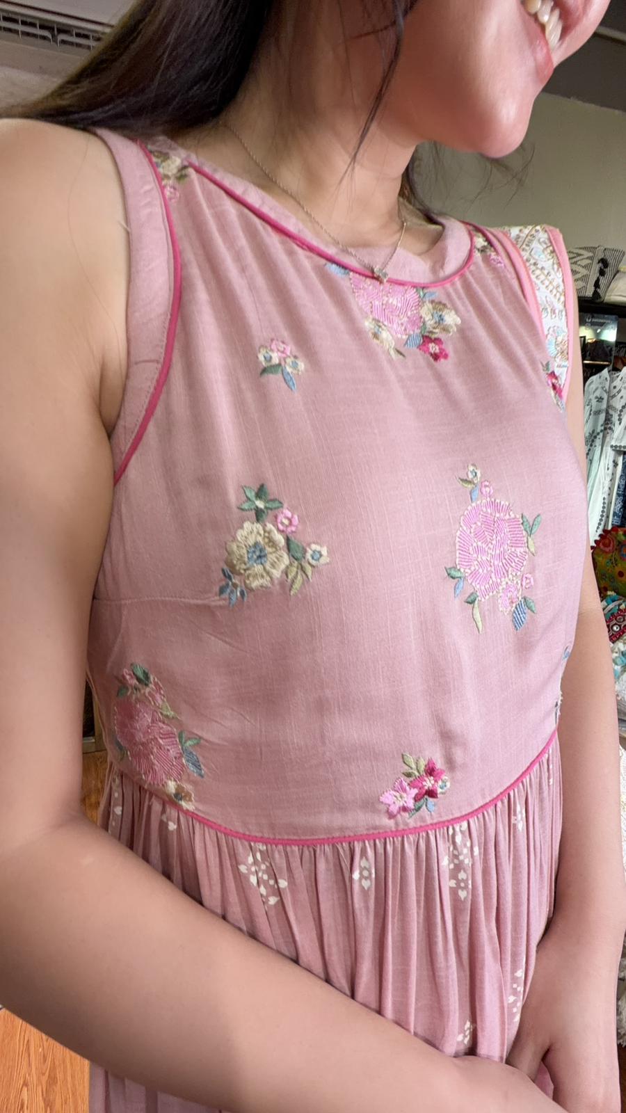 3067 Soft Pink Fafa Chest Emb Sleeeless OP 47.5"