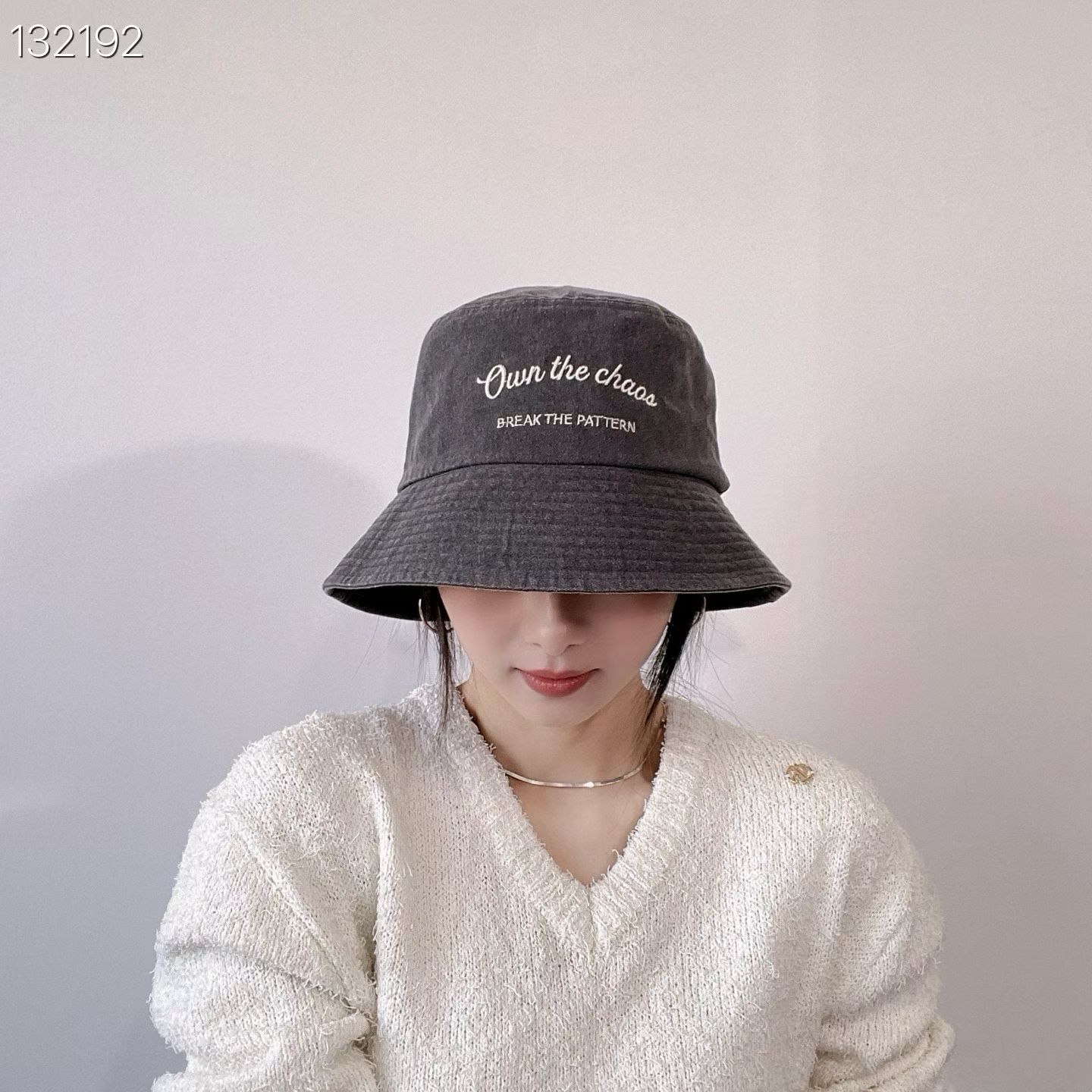 LY21 own the chaos 漁夫帽