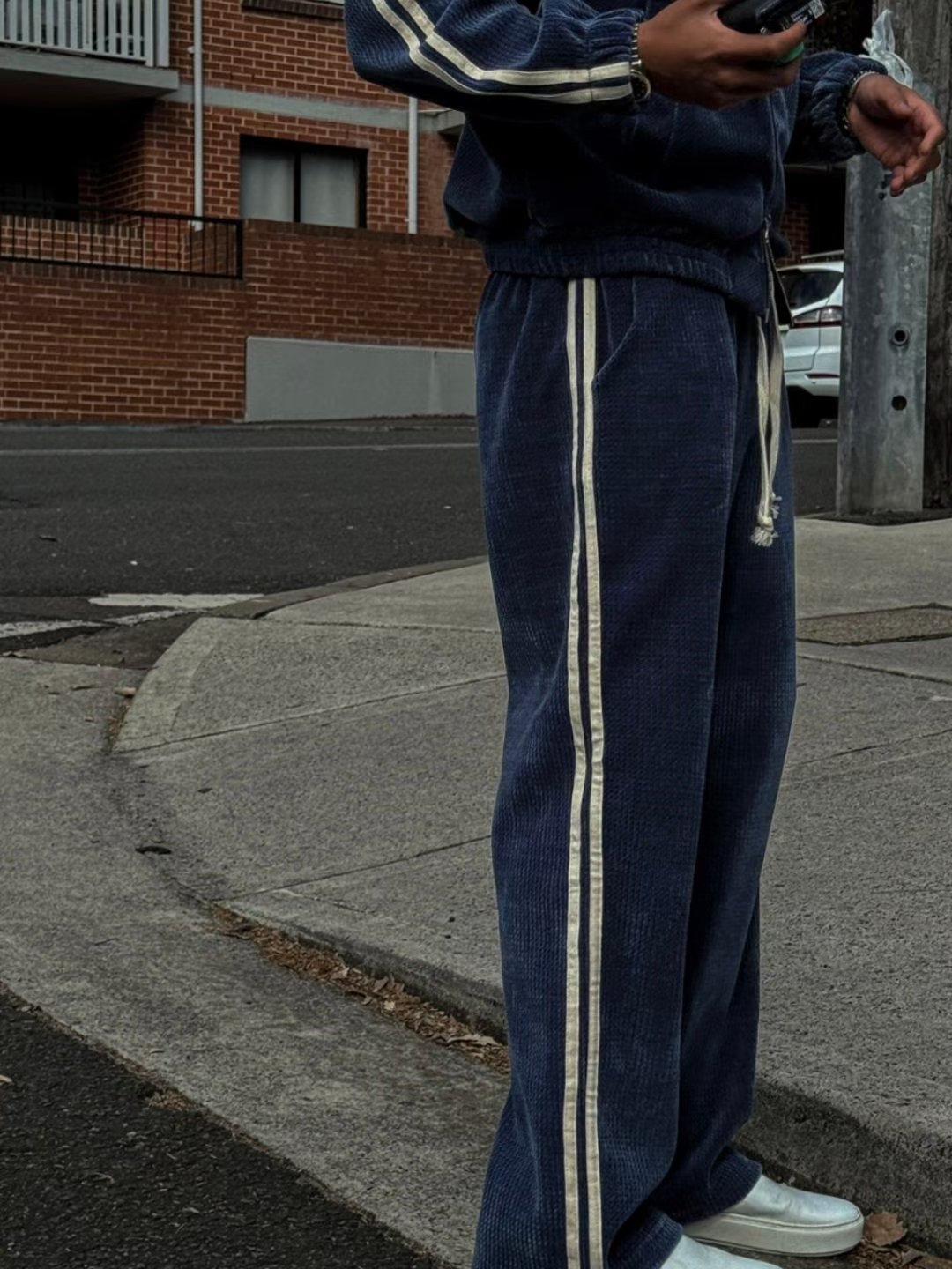 絨面款橫間套裝