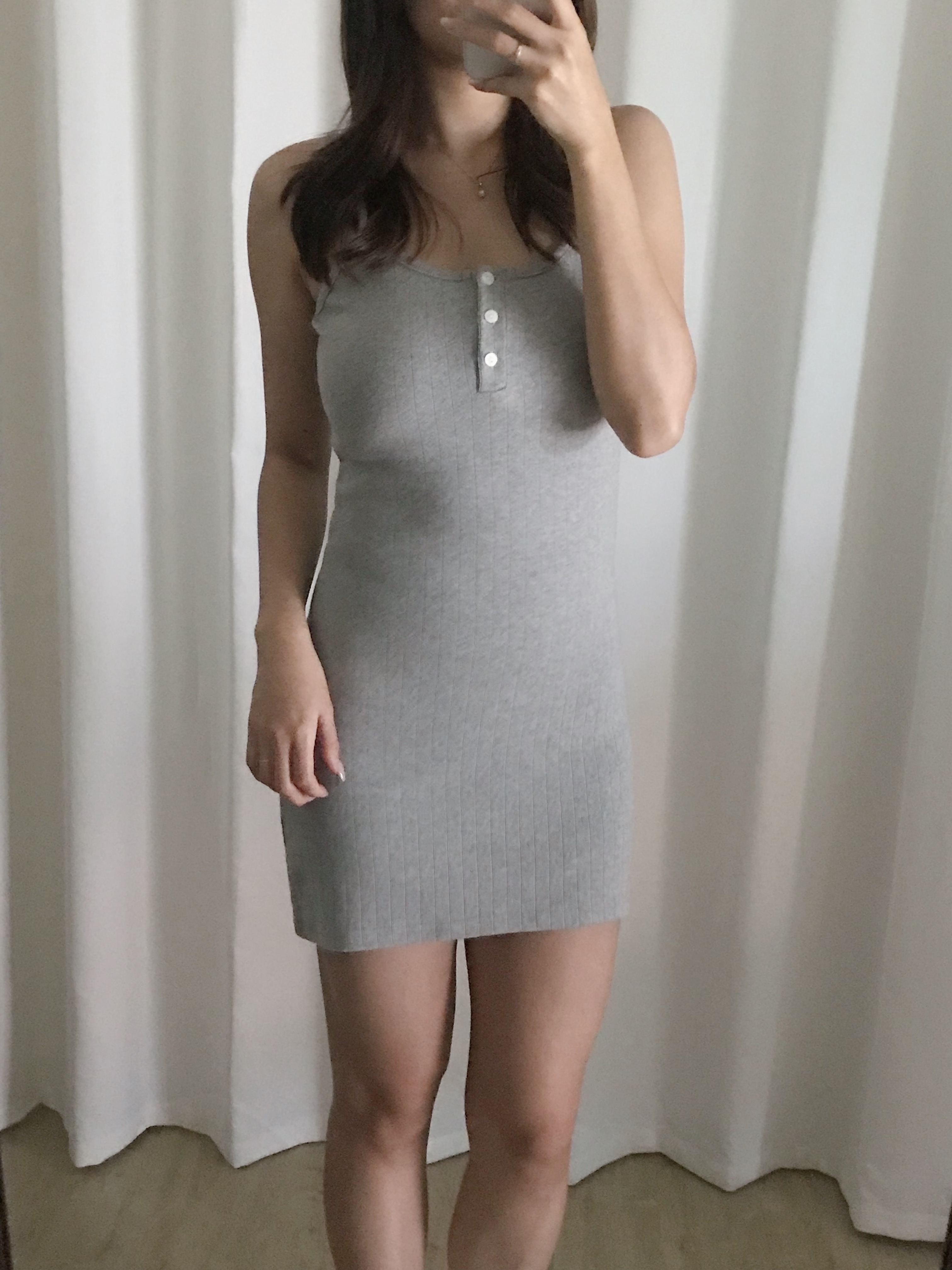 [顯身材!]簡約通花修身連身裙(三色入)