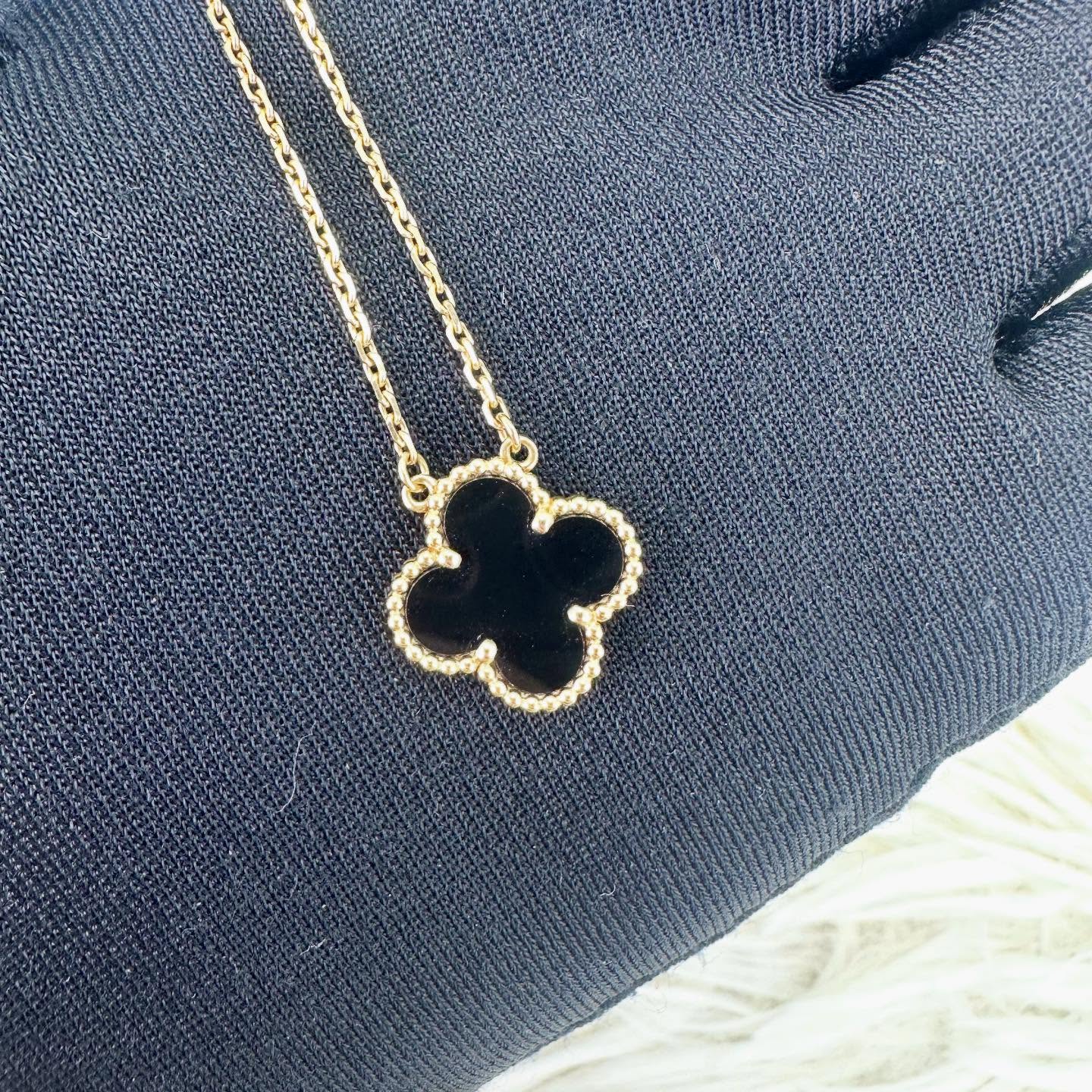Van Cleef & Arpels 🤍PRE OWNED VCA 18k黑金瑪瑙 四葉草頸鏈 🖤