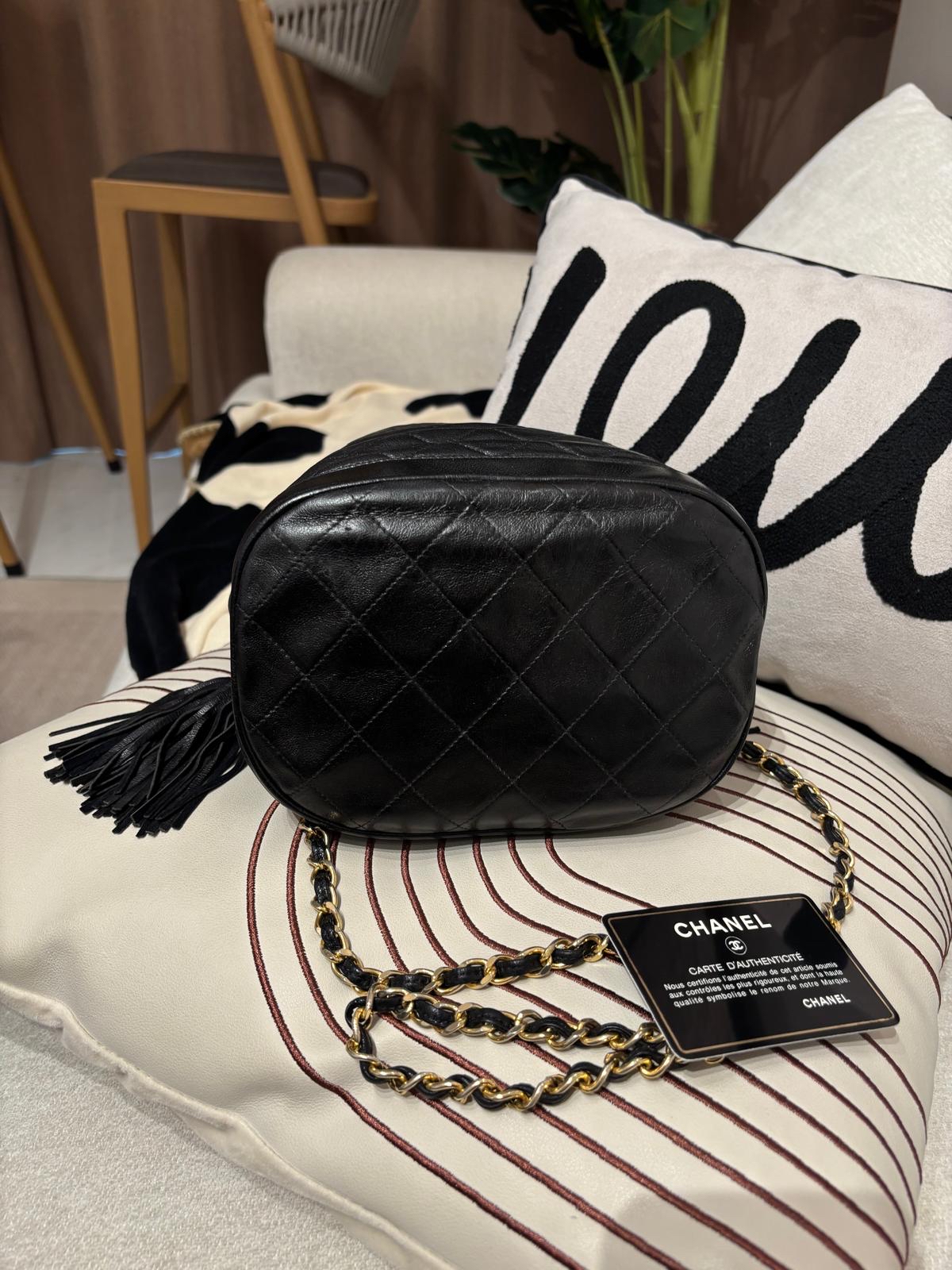 Chanel Vintage Bucket Bag 100%Authentic, 90%New✅Card