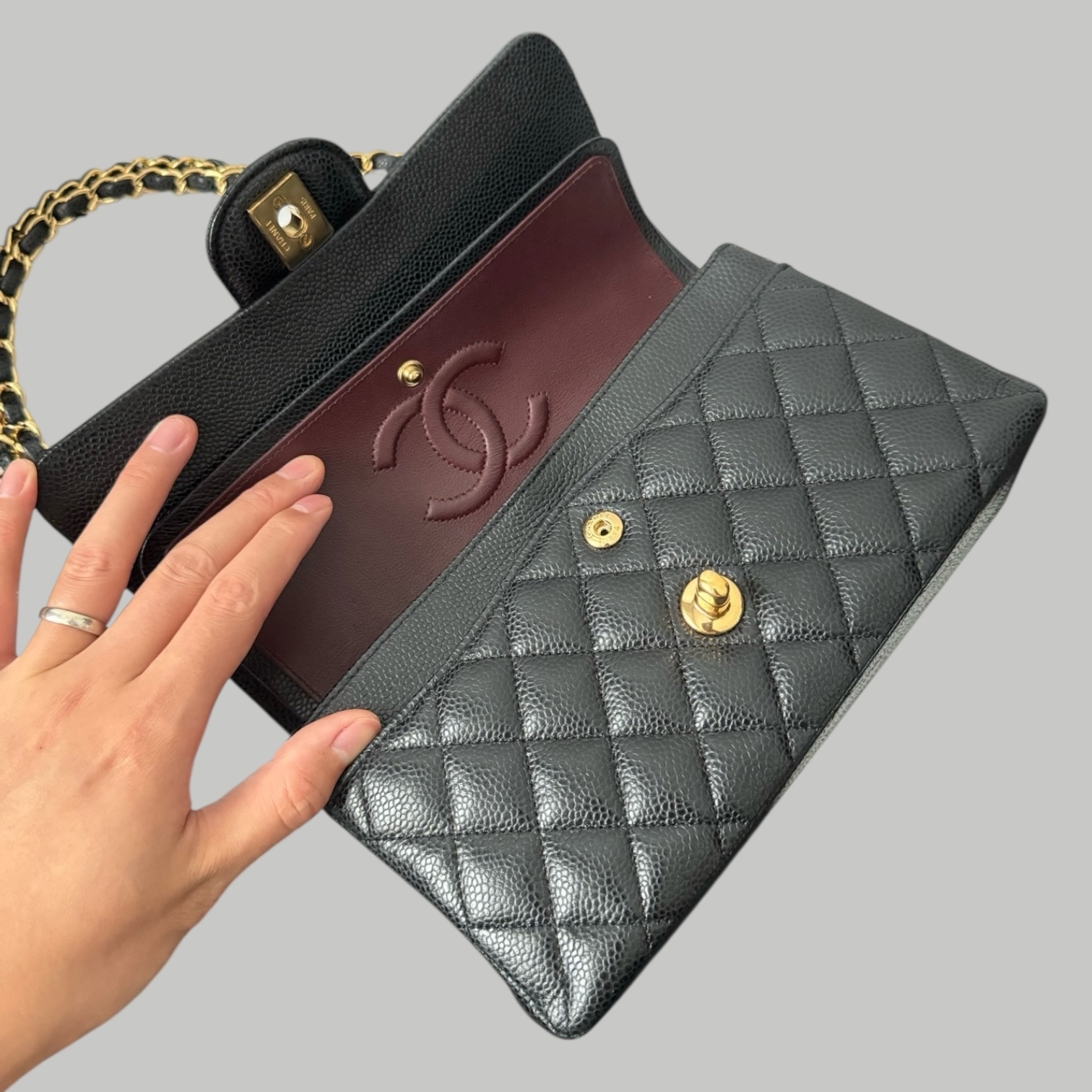 Chanel Caviar CF23金扣