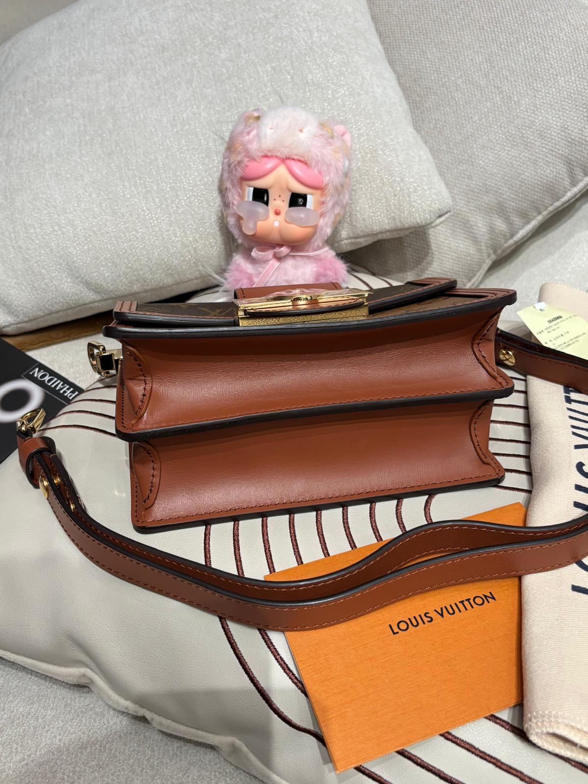 全新未使用品 Lv Dauphine mini  100%Authentic ,全新未使用品UNUSED ✅專門店收據✅dust bag✅box 📣專門店售價$28,900📣 