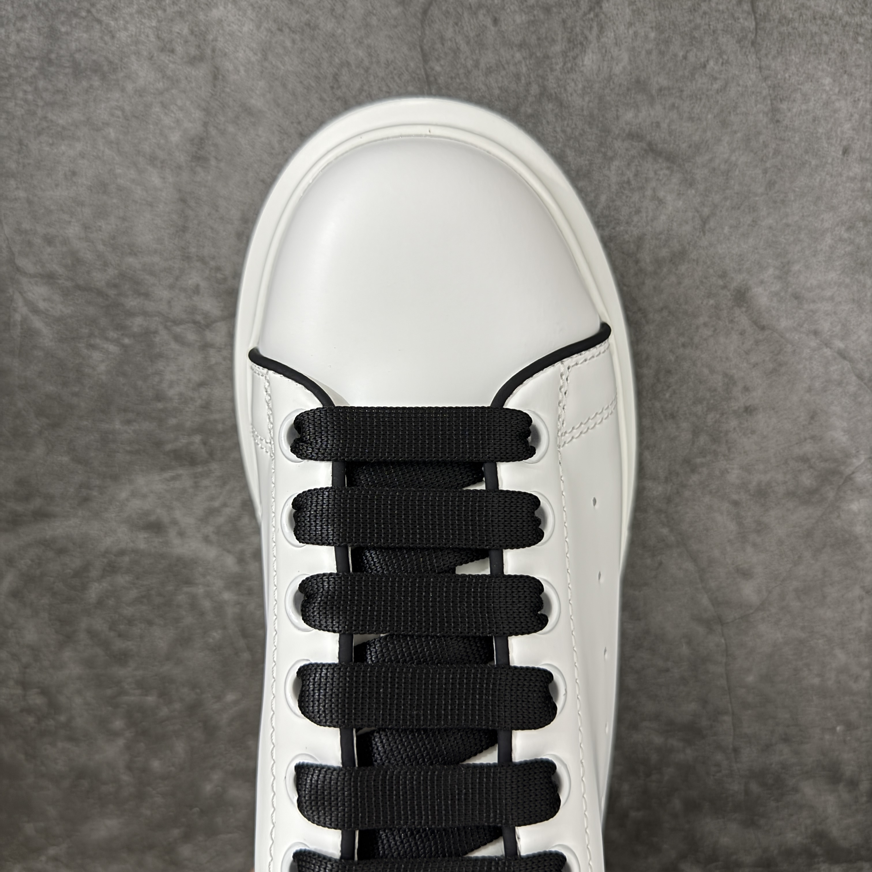 Alexander McQueen Oversized Sneaker