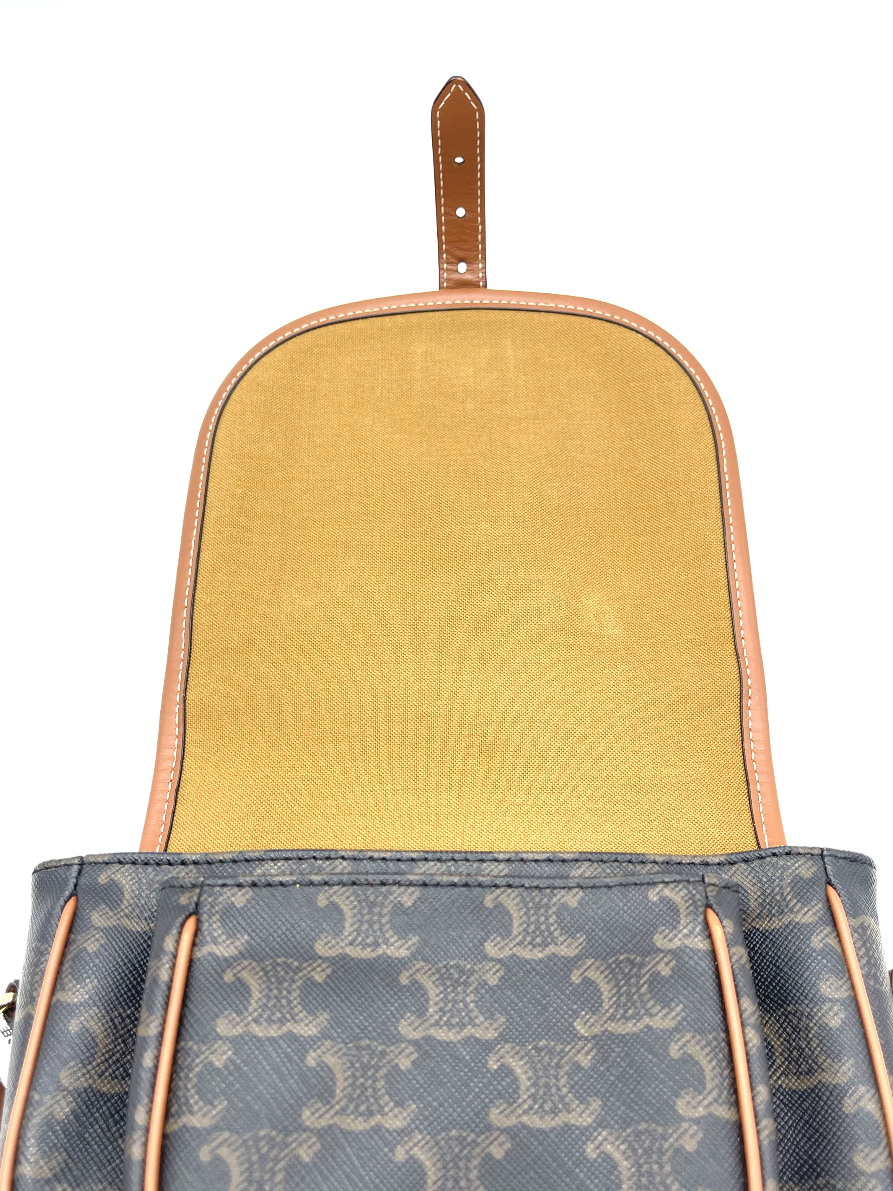 Pre-owned Celine Triomphe Canvas Folco/ Product Code: 26032001