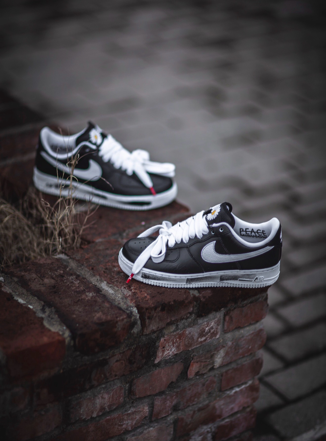 AQ3692-001 G-Dragon Peaceminusone x Nike Air Force 1 Low Para-Noise Black White AQ3692-001