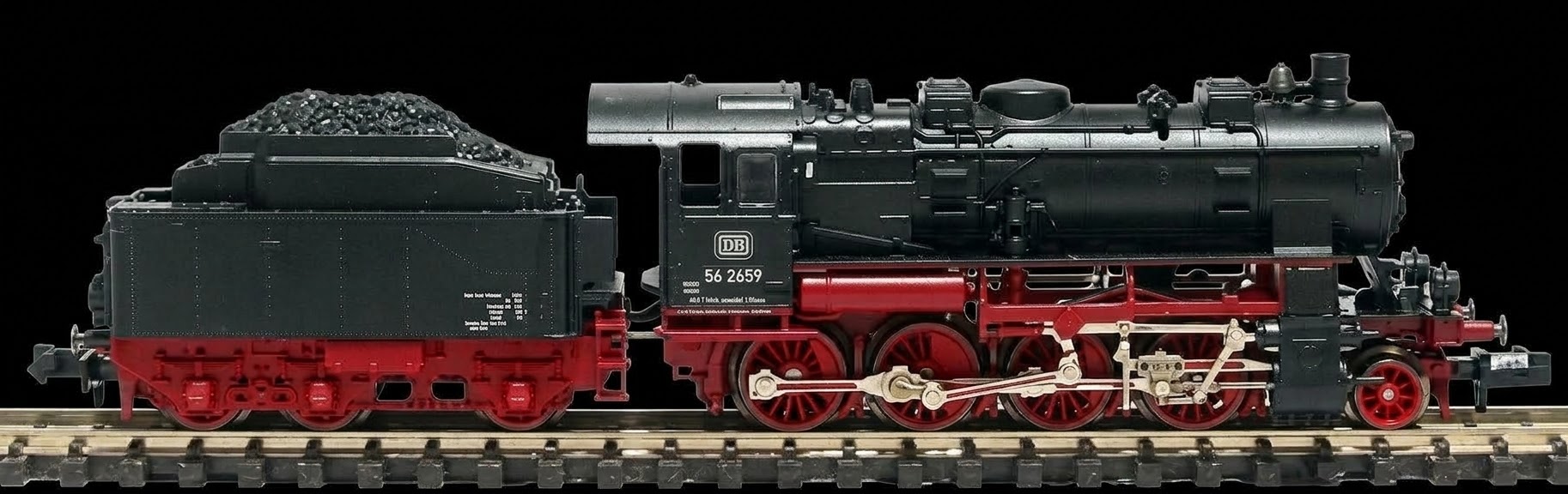 Fleischmann N scale (1:160) German Federal Railway (DB) class BR 56 2659 2-8-0 steam locomotive with tender