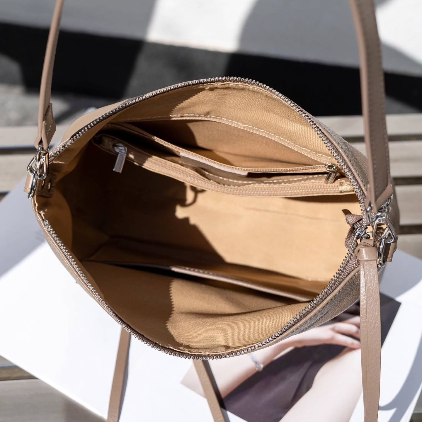 99-78# 🆕新款大号机车包 头层牛皮自然摔🇨🇳