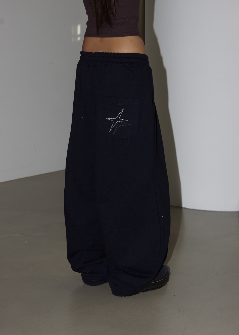 Star Pocket Wide-Leg Sweatpants