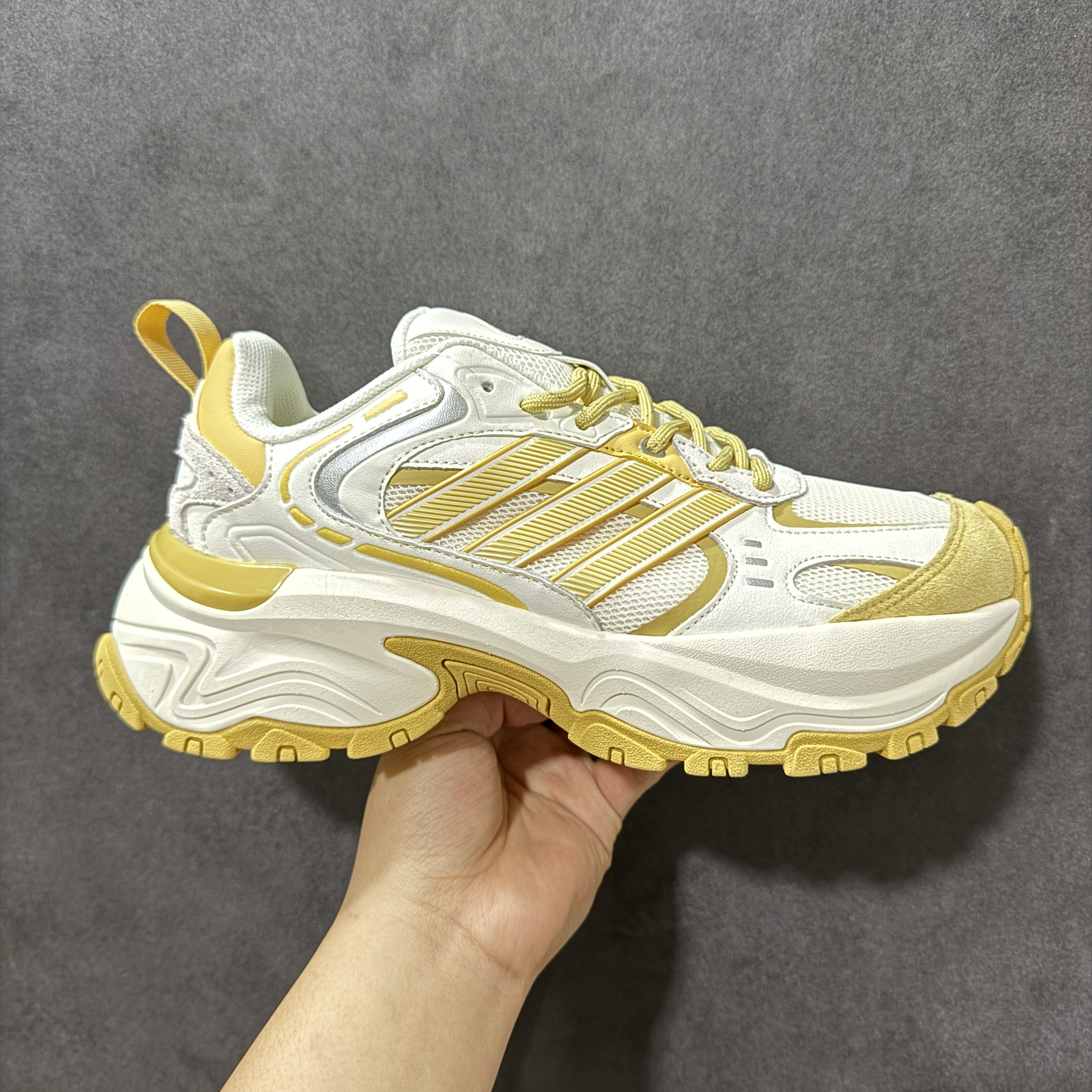 Adidas Shadow Fever JQ7623