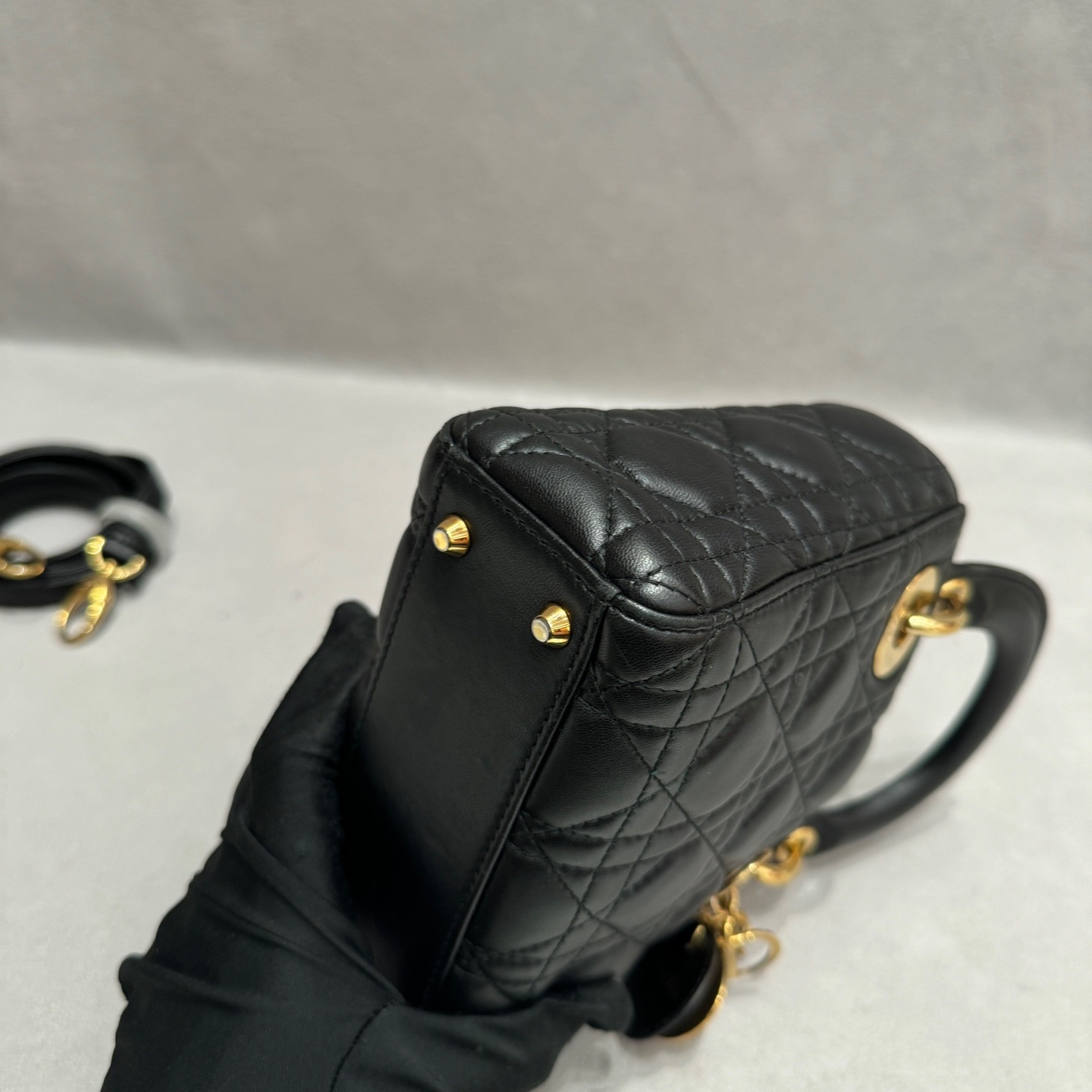 【預訂貨品】Dior Lady Dior三格黑金羊皮戴妃包