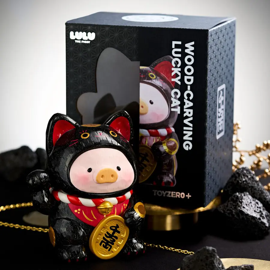 📦訂購 台灣代購 TOYZEROPLUS 罐頭豬 LuLu 仿木雕 黑貓 招財Lu公仔